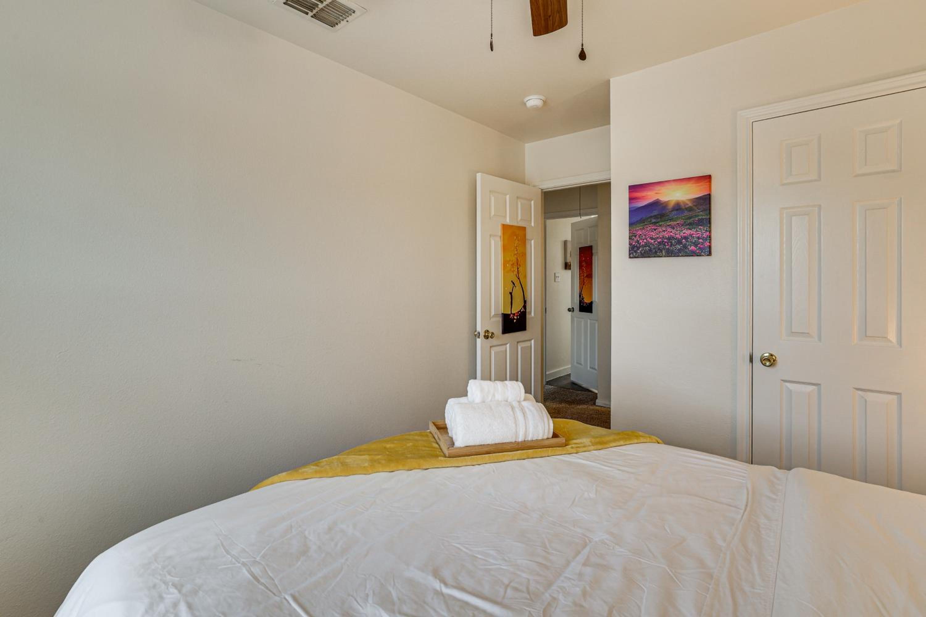 Suburban San Antonio Stay Near Parks and Hospitals