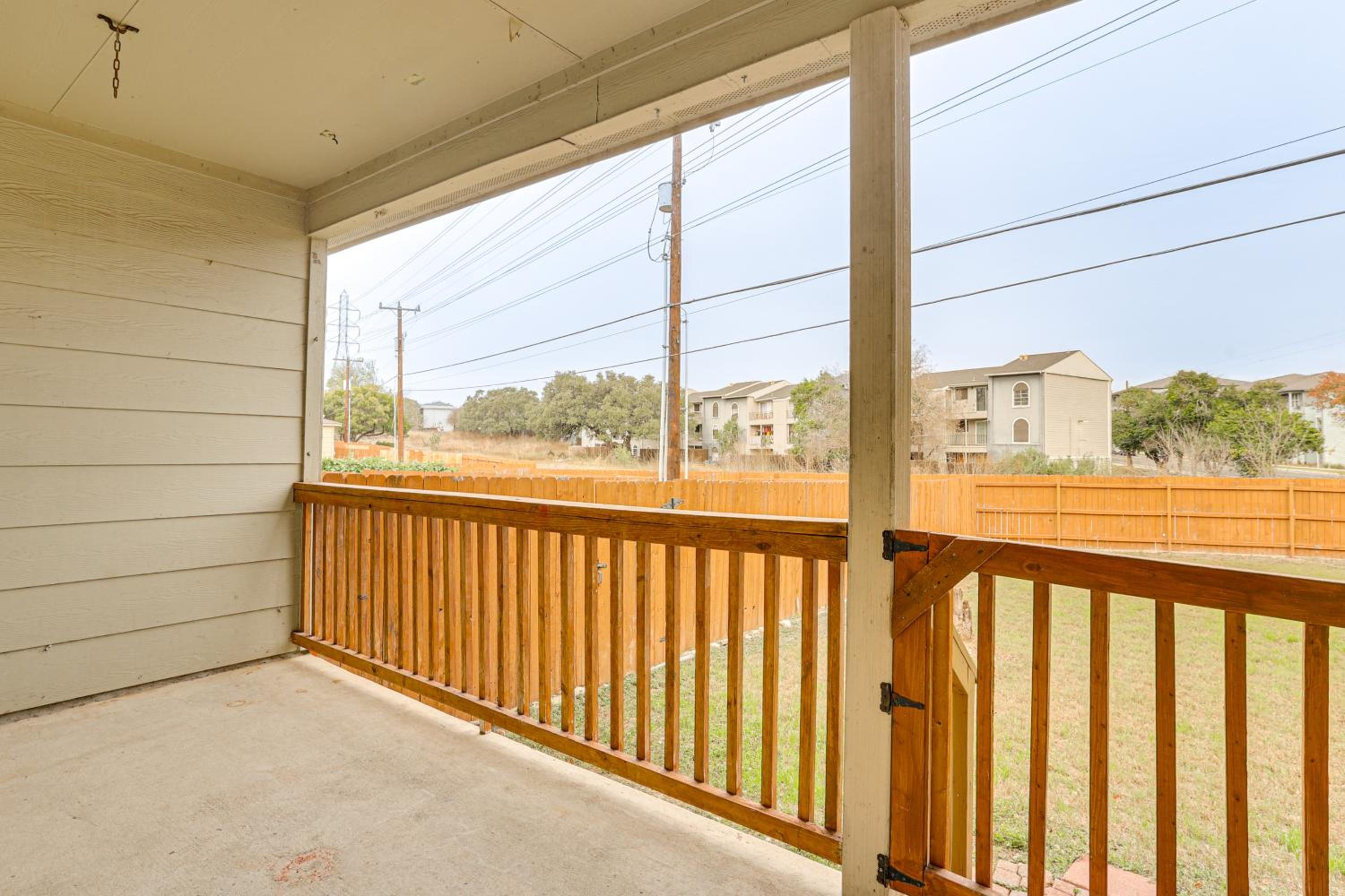 Suburban San Antonio Stay Near Parks and Hospitals