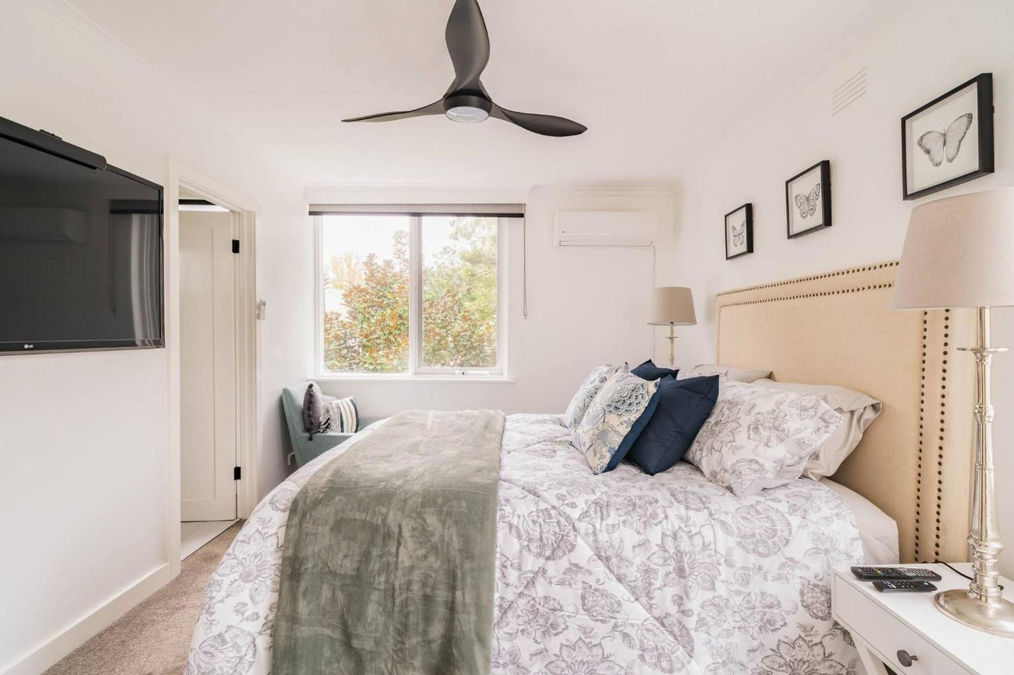 3bd 2 bthToorak Village luxurious Apartment, Relax