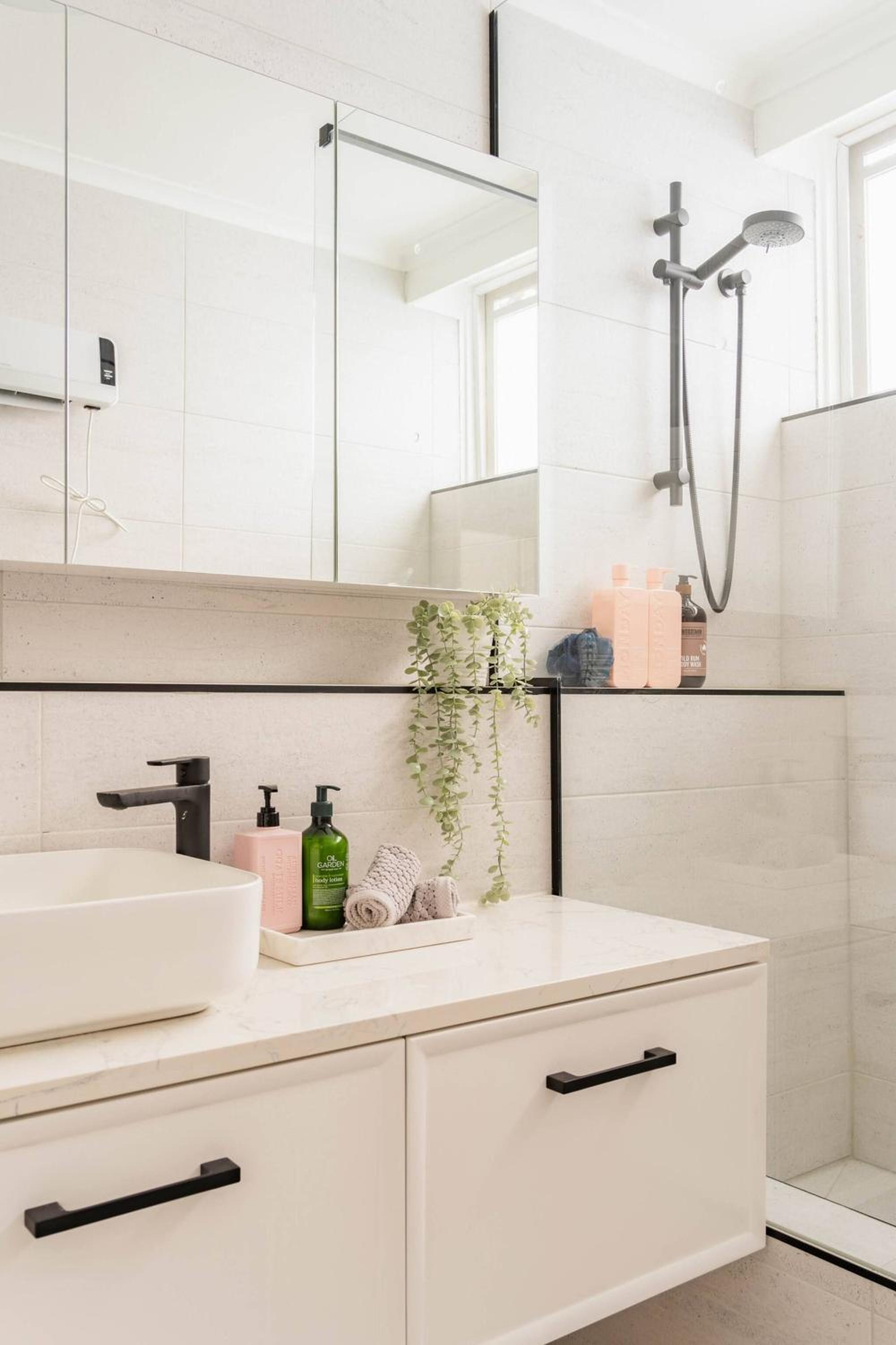 3bd 2 bthToorak Village luxurious Apartment, Relax