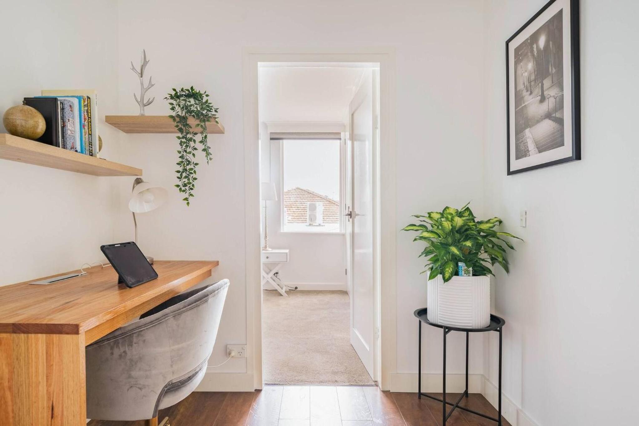 3bd 2 bthToorak Village luxurious Apartment, Relax