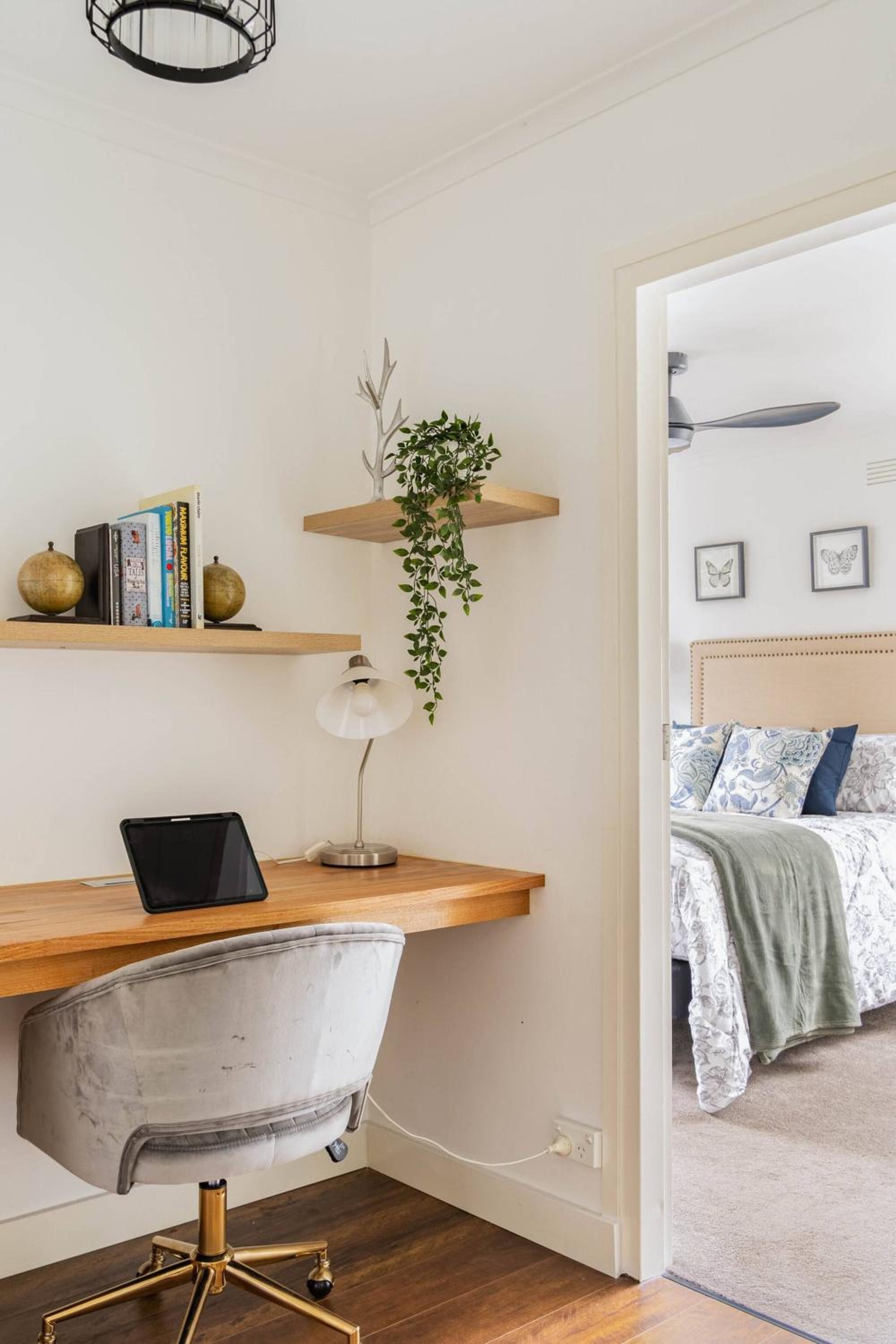 3bd 2 bthToorak Village luxurious Apartment, Relax