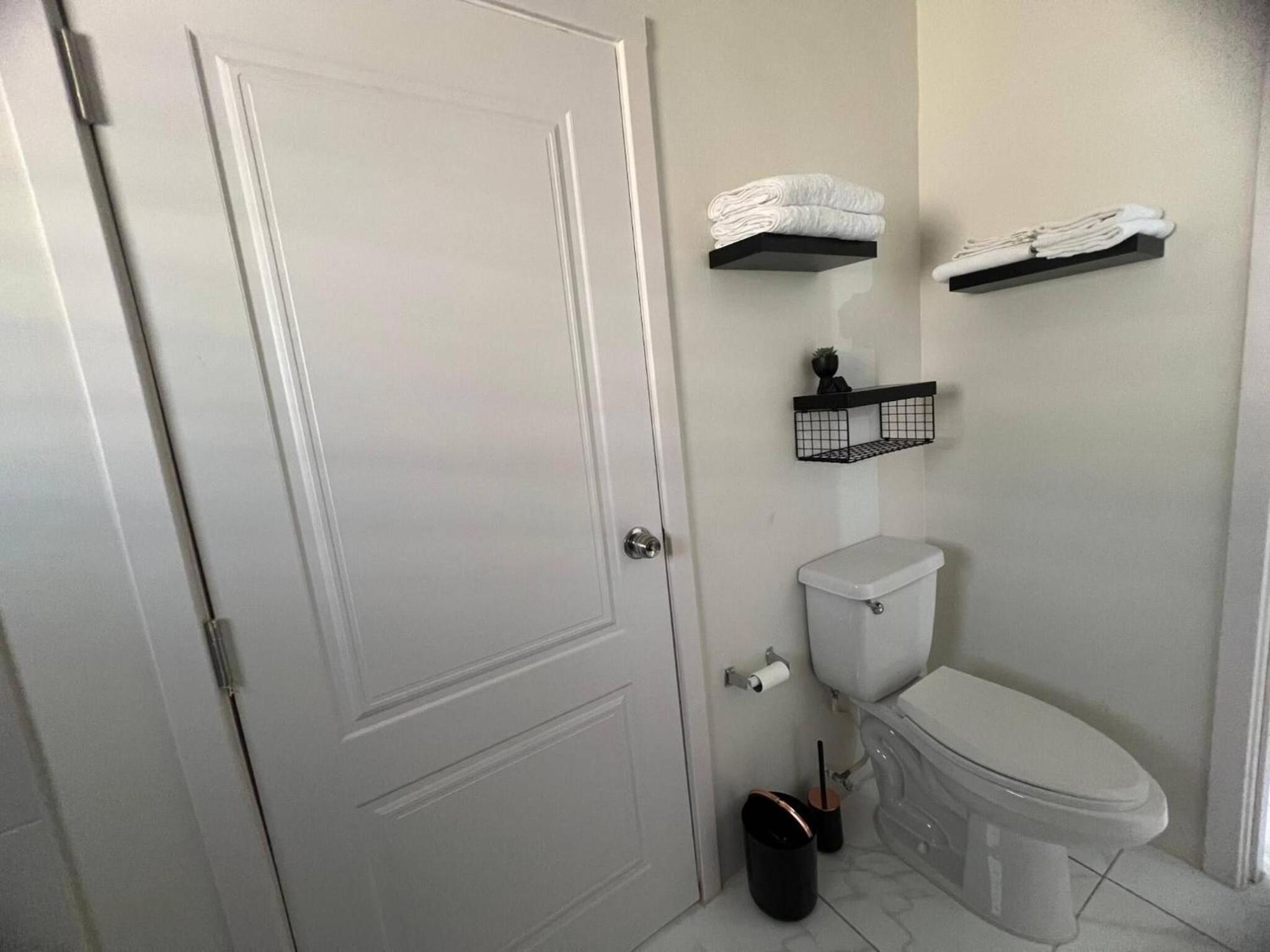 Charming 2 Bedroom Home in Phoenix Park Village