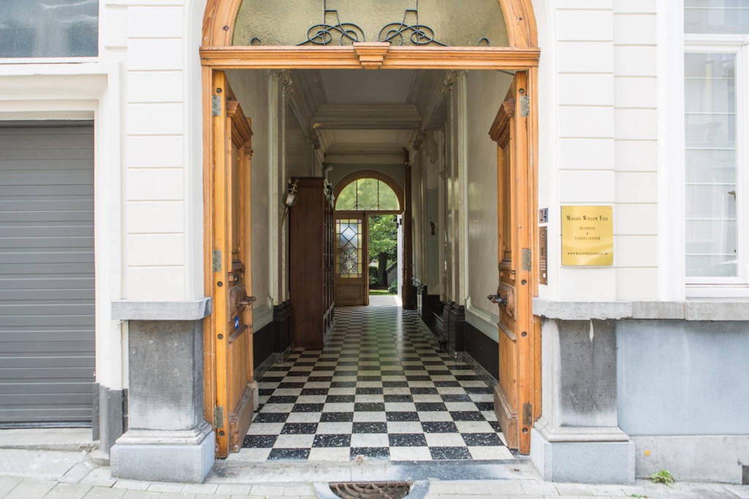 Maison Willem Tell view 2