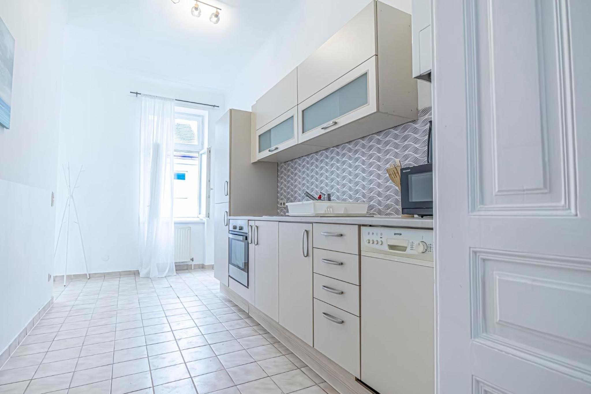 Comfortable 2BR Apt Next to Vienna Vibrant Center