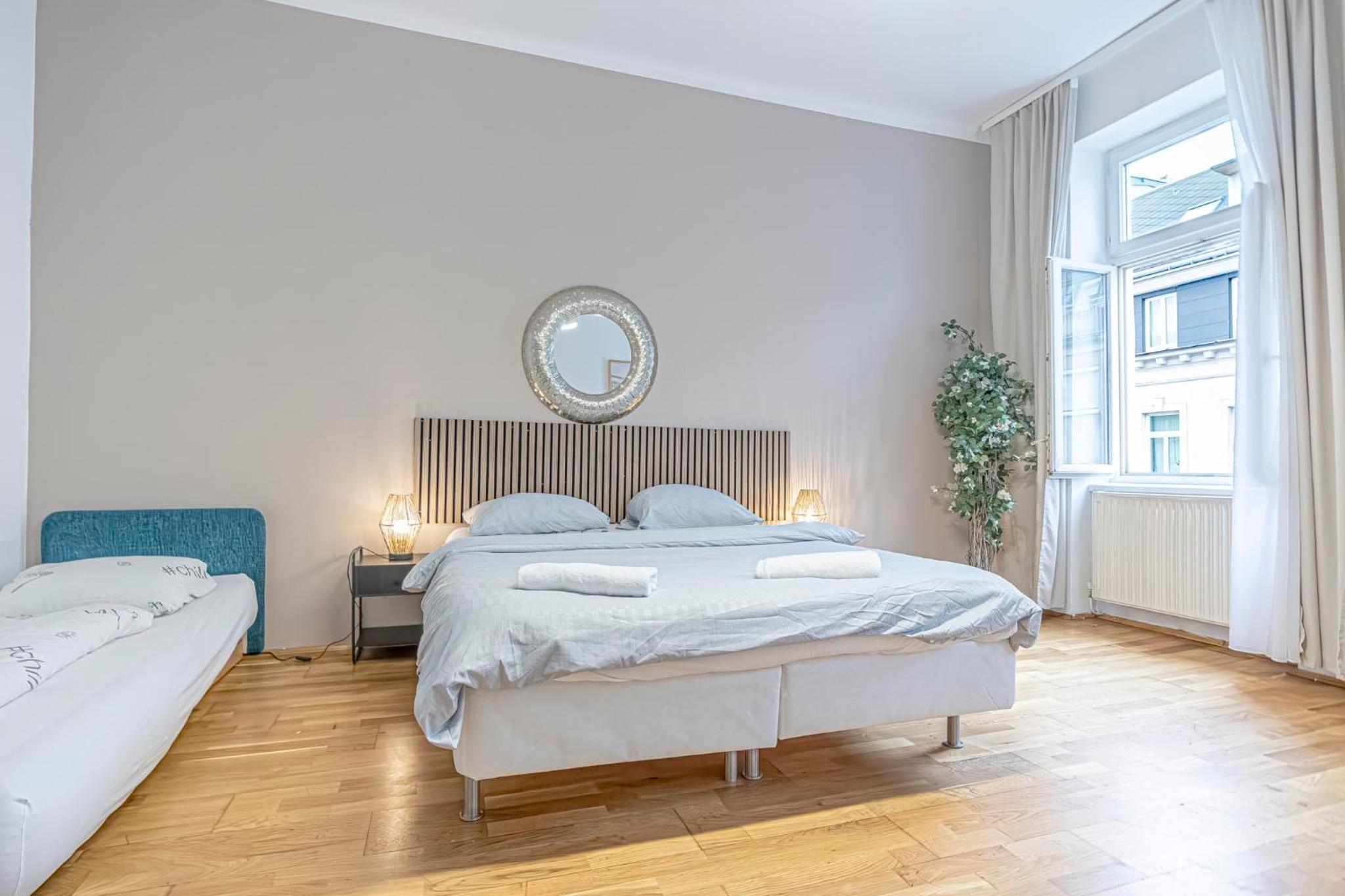 Comfortable 2BR Apt Next to Vienna Vibrant Center