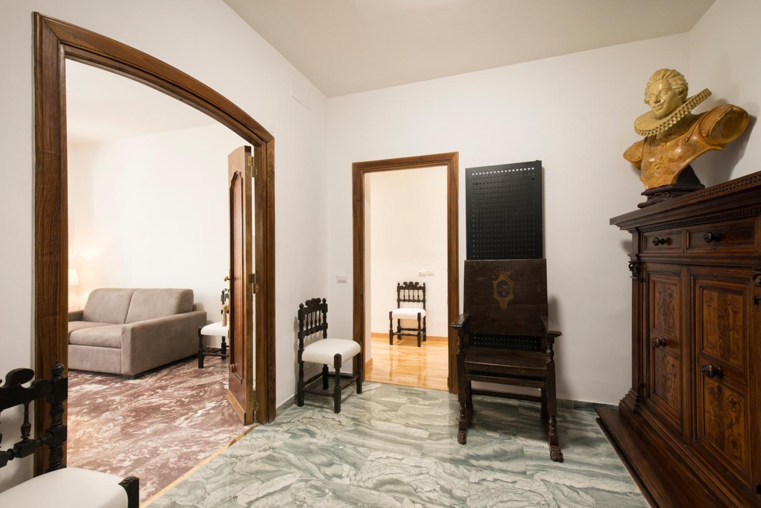 Vatican Holiday Apartment 307