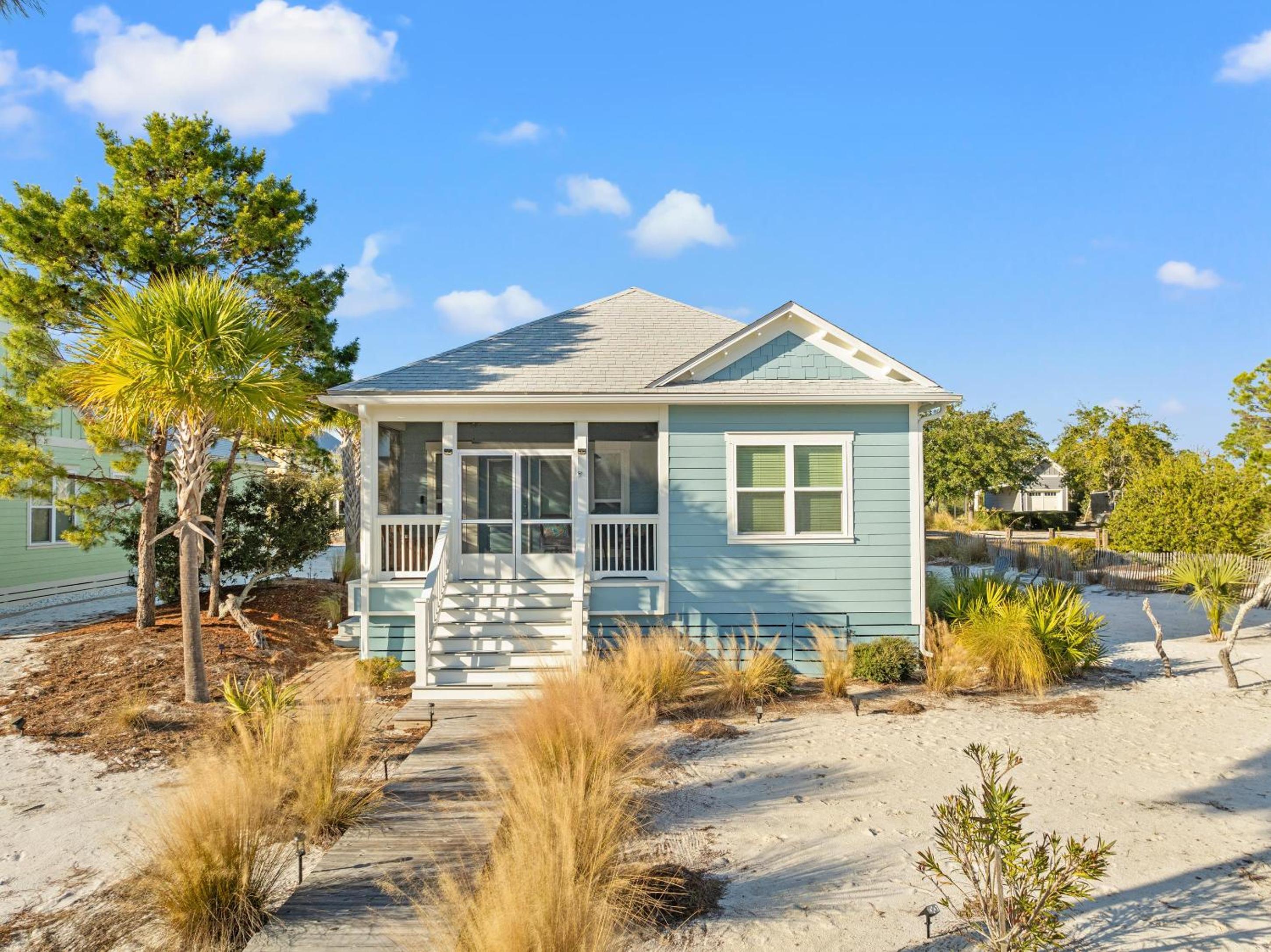 Pet Friendly Beach House - Salt Therapy by Panhandle Getaways