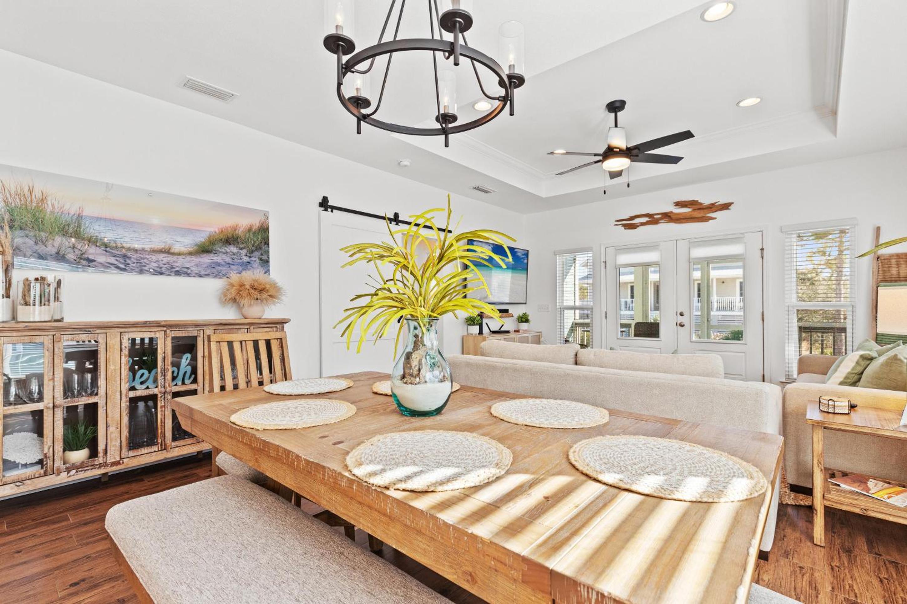 Pet Friendly Beach House - Salt Therapy by Panhandle Getaways