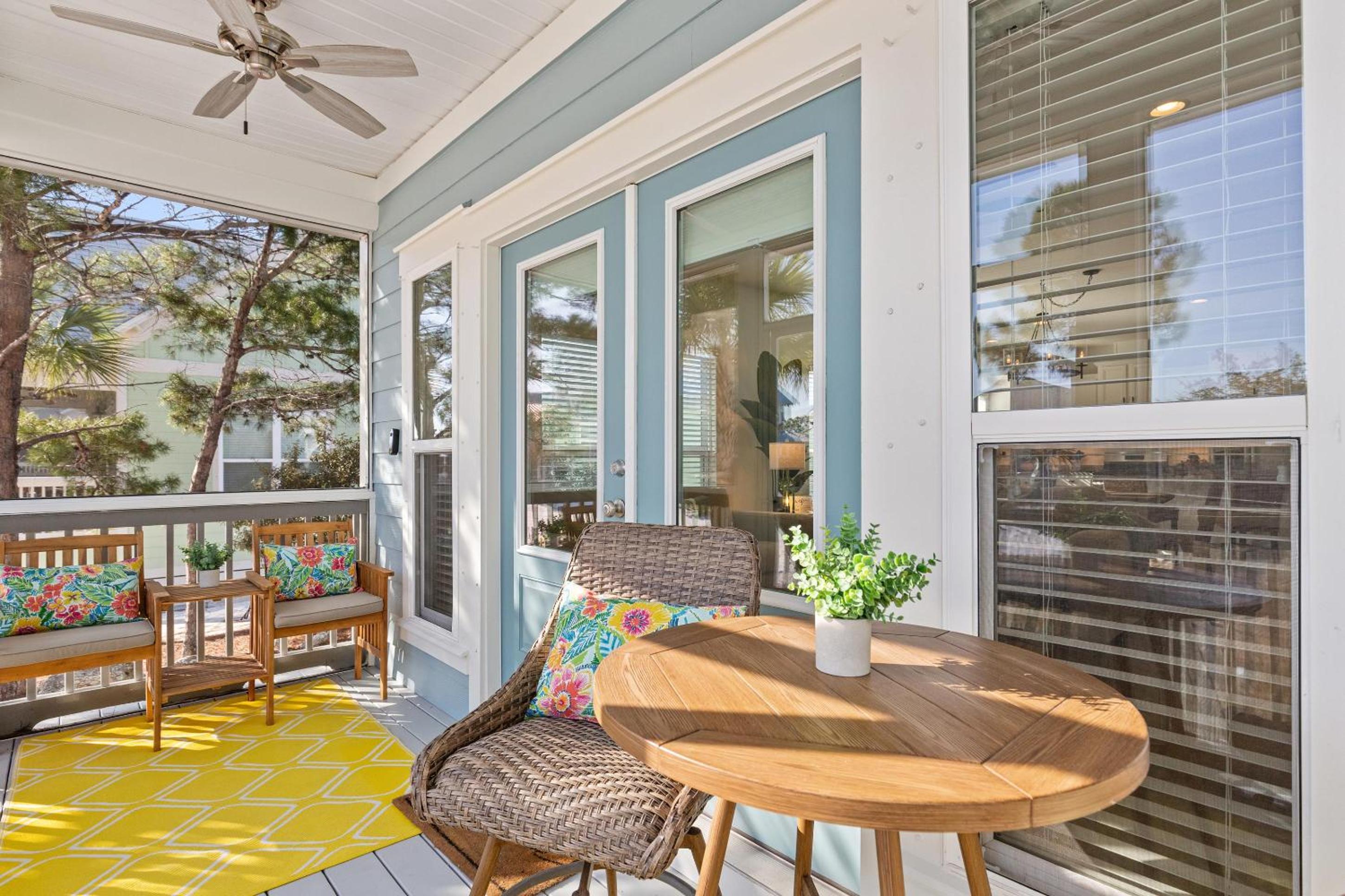 Pet Friendly Beach House - Salt Therapy by Panhandle Getaways