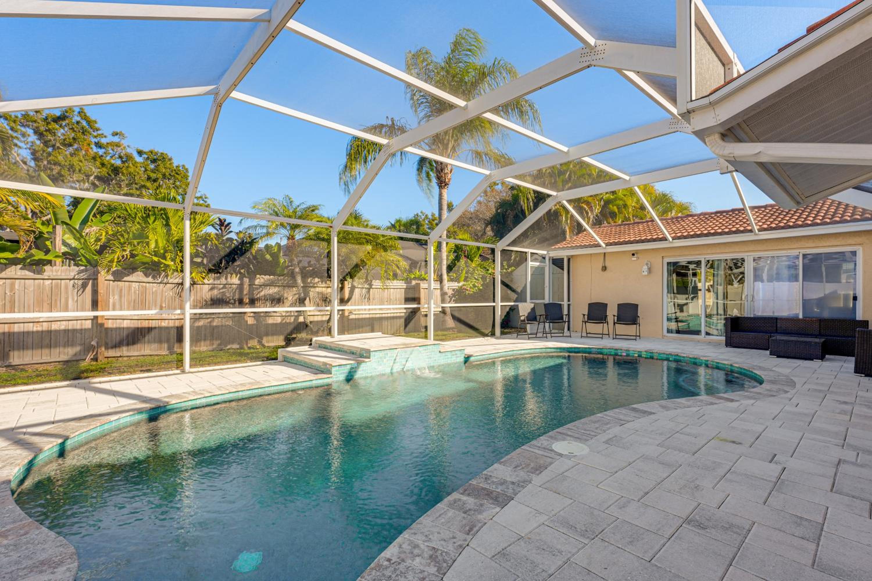 Great for Digital Nomads! Spacious Home in Largo