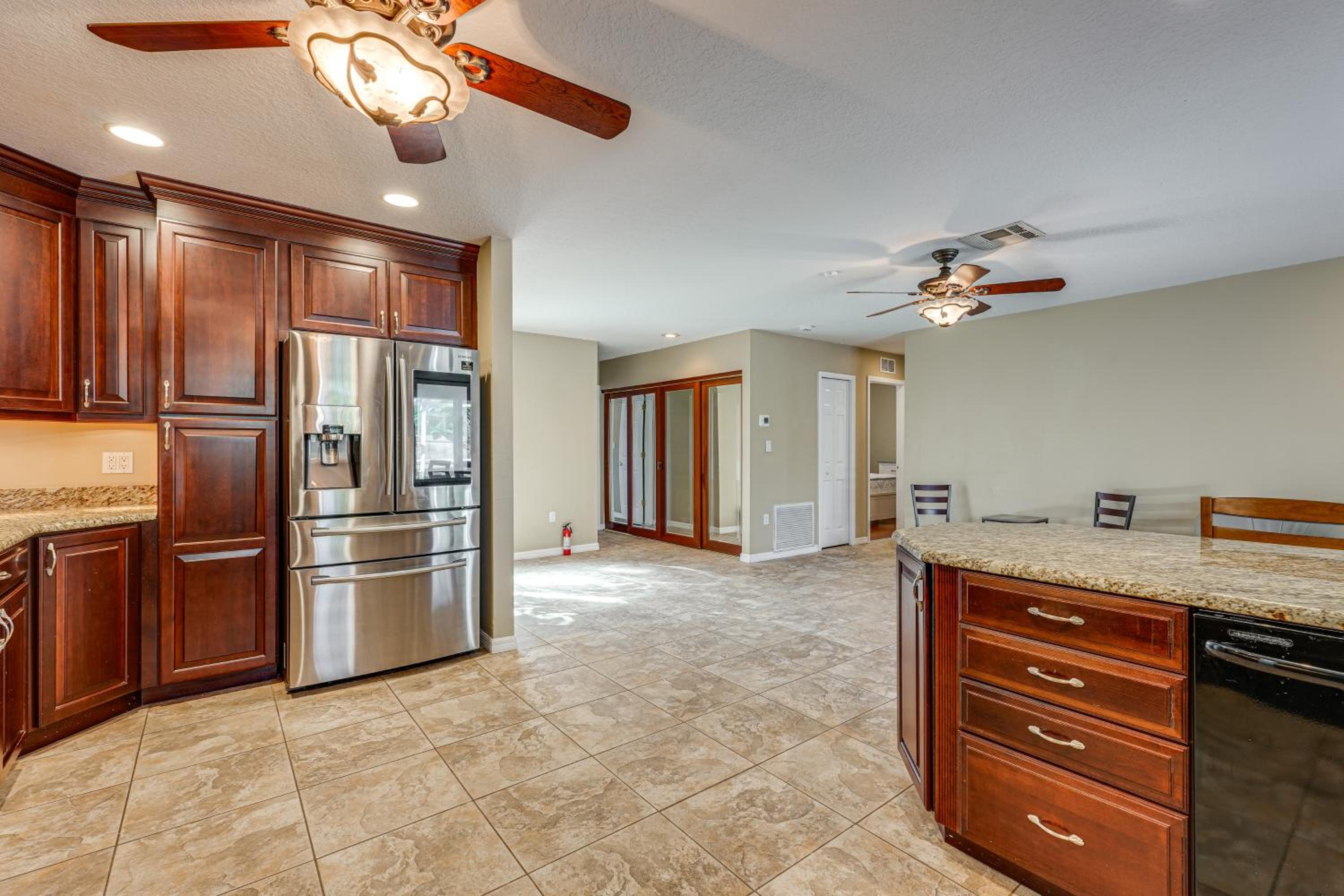 Great for Digital Nomads! Spacious Home in Largo