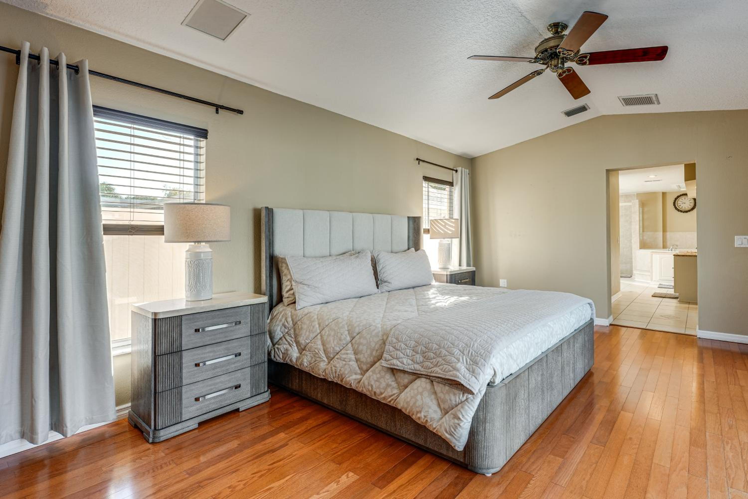 Great for Digital Nomads! Spacious Home in Largo