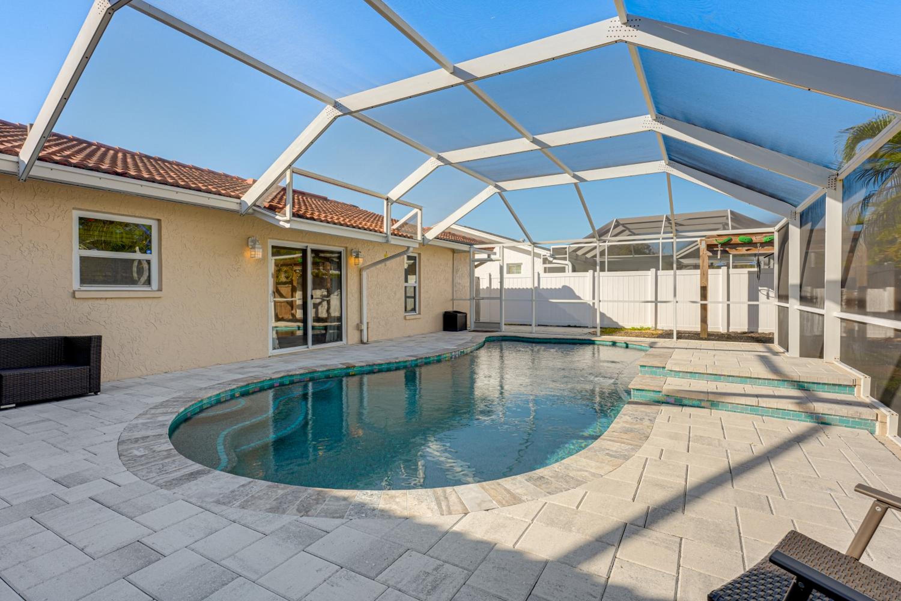 Great for Digital Nomads! Spacious Home in Largo