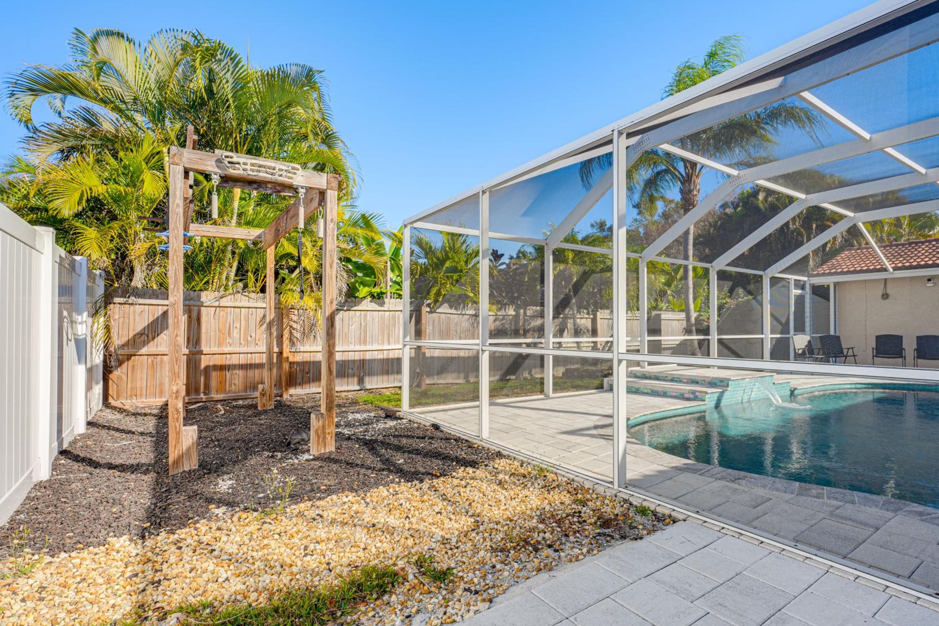 Great for Digital Nomads! Spacious Home in Largo