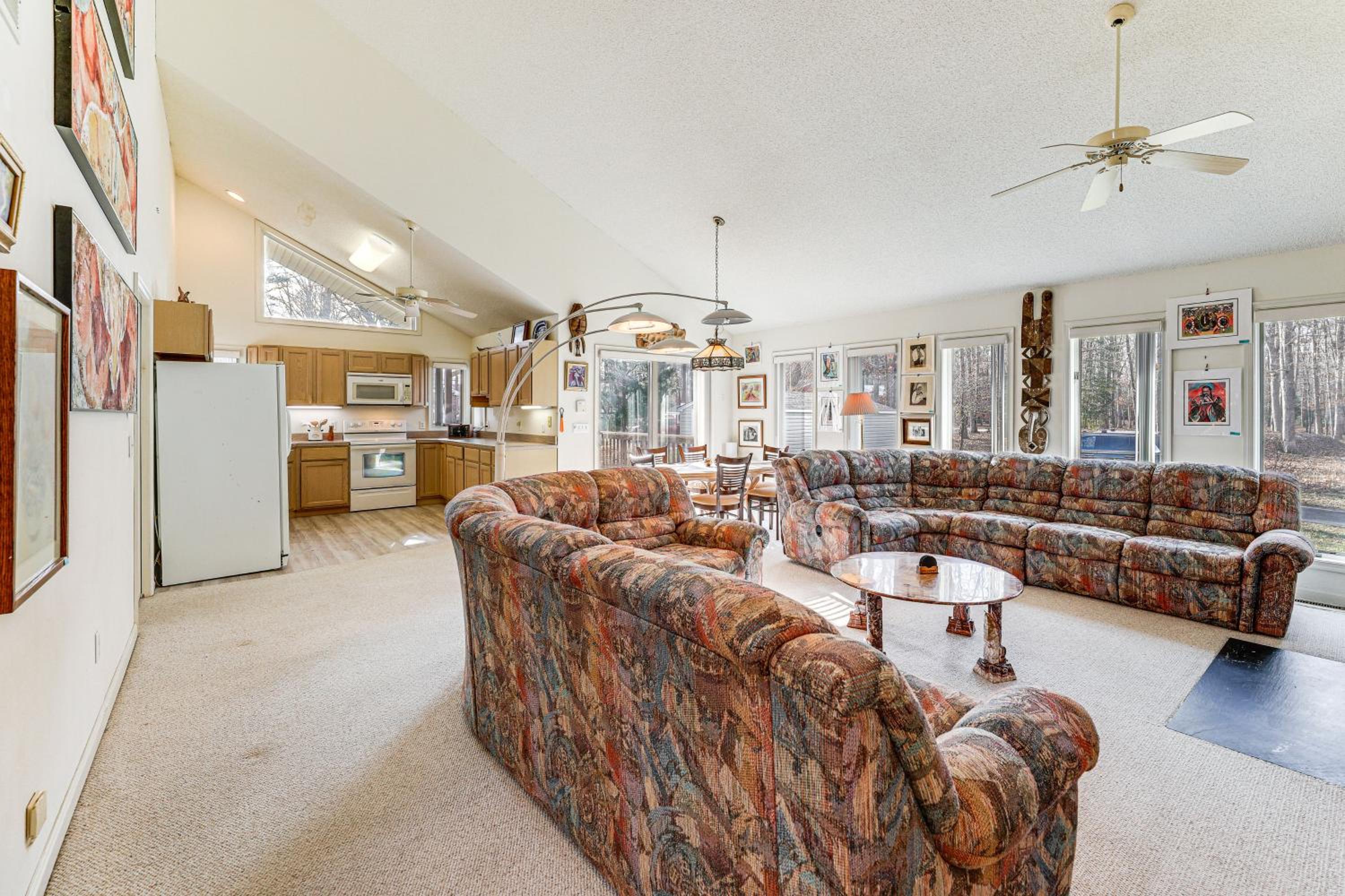 Spacious Millsboro Home on 16 Peaceful Acres