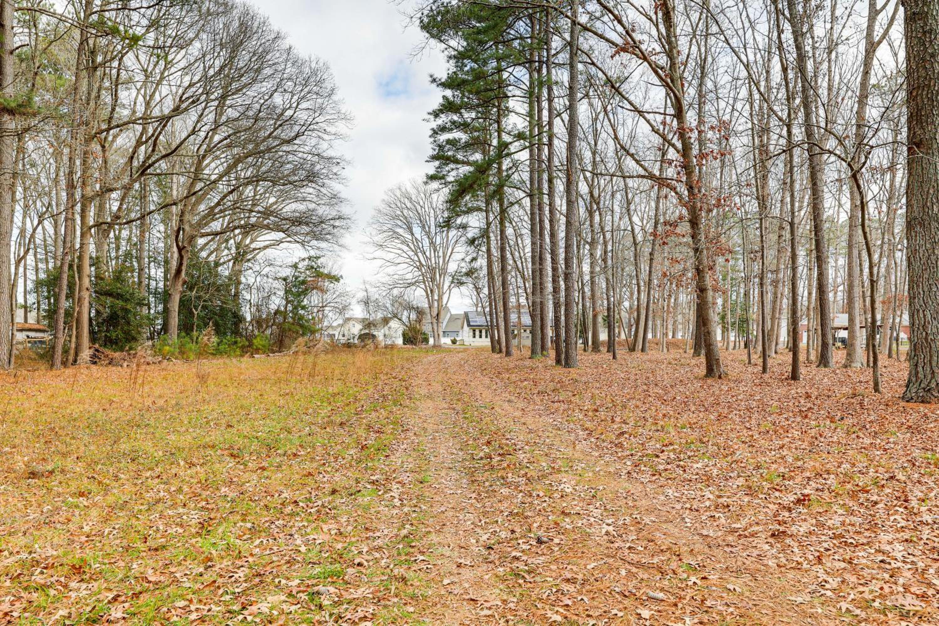 Spacious Millsboro Home on 16 Peaceful Acres