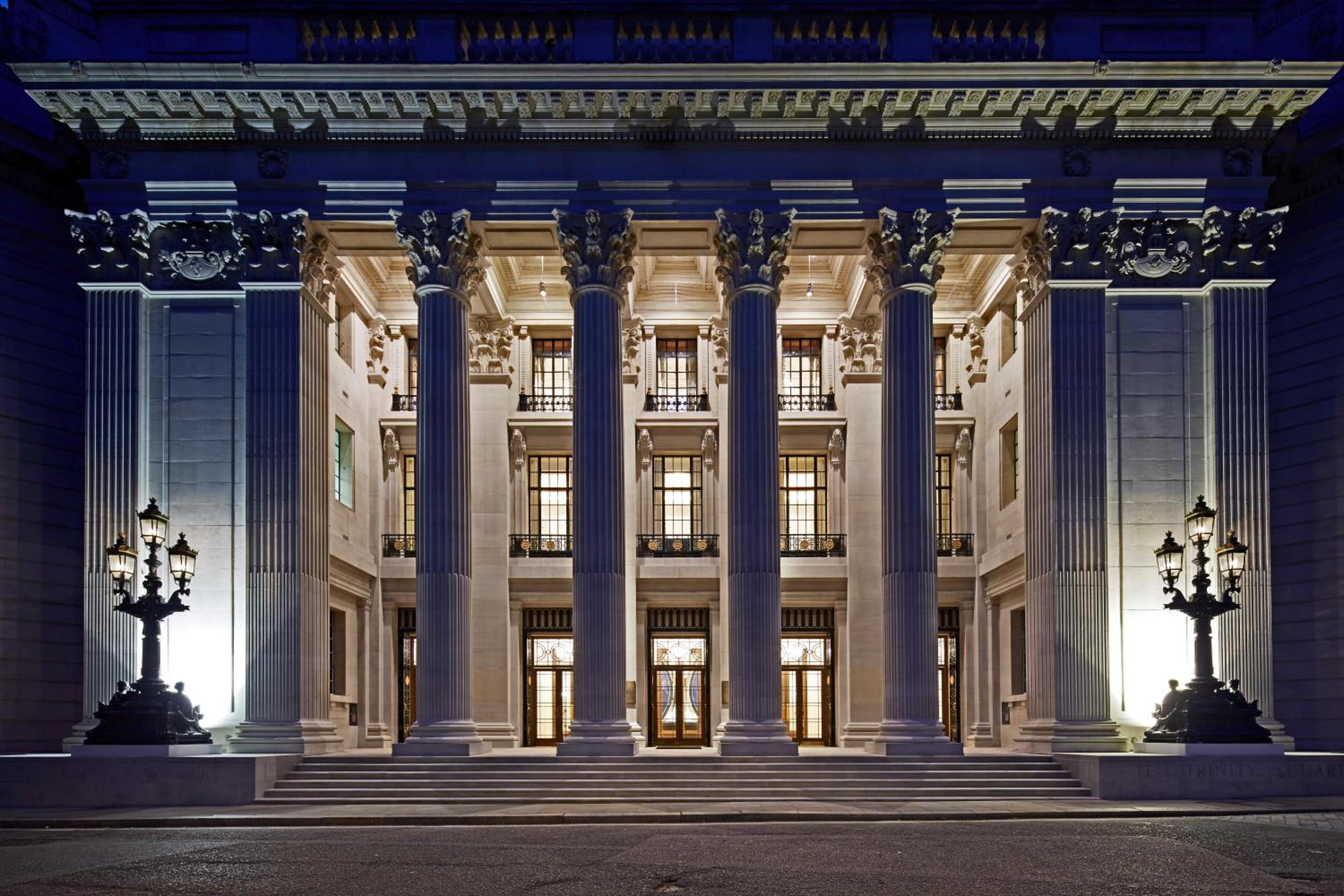 Four Seasons Hotel London at Tower Bridge-2