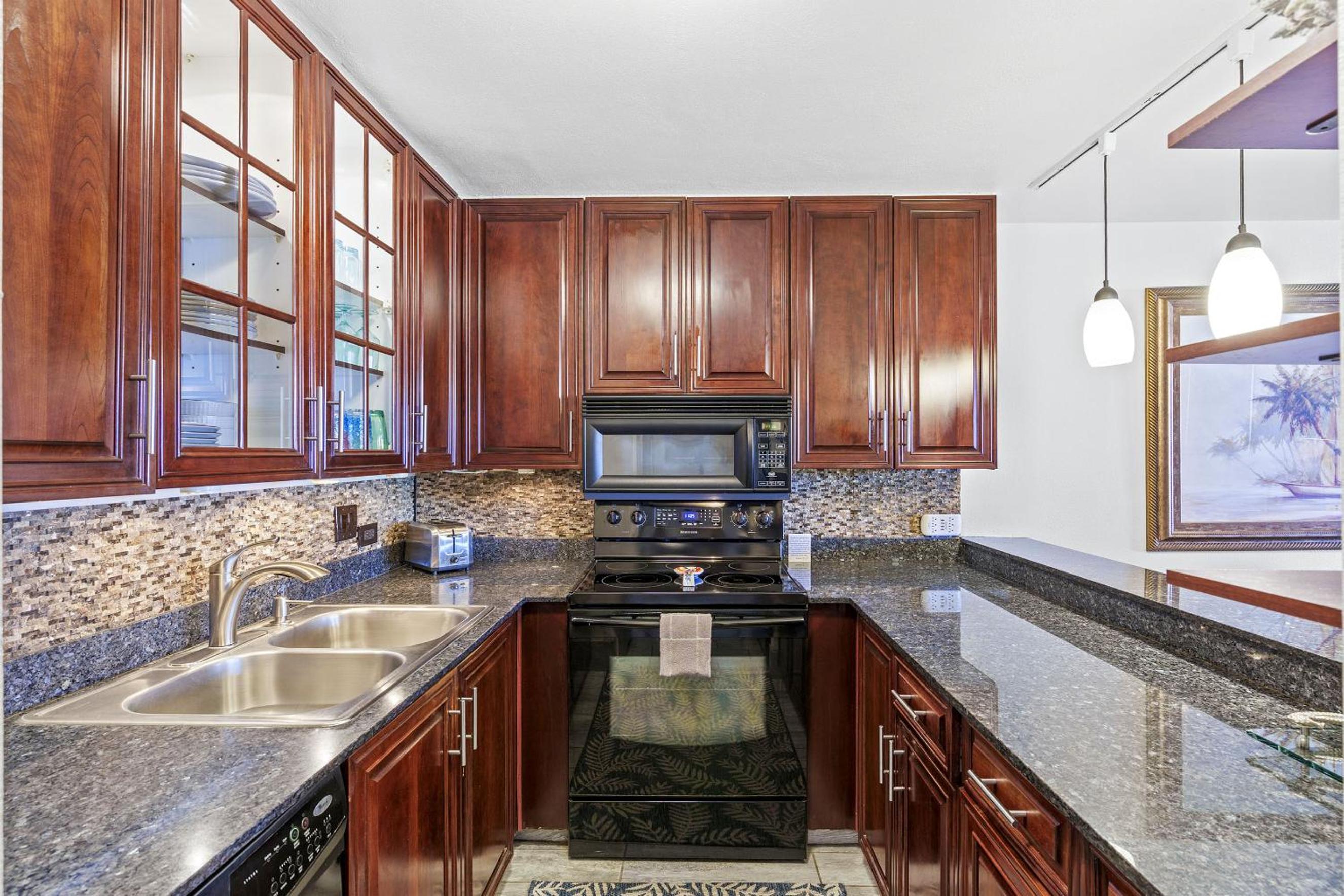 Discover Kamaole Sands 5-414: Penthouse Perfection w/Split AC, Ocean View, Wi-Fi