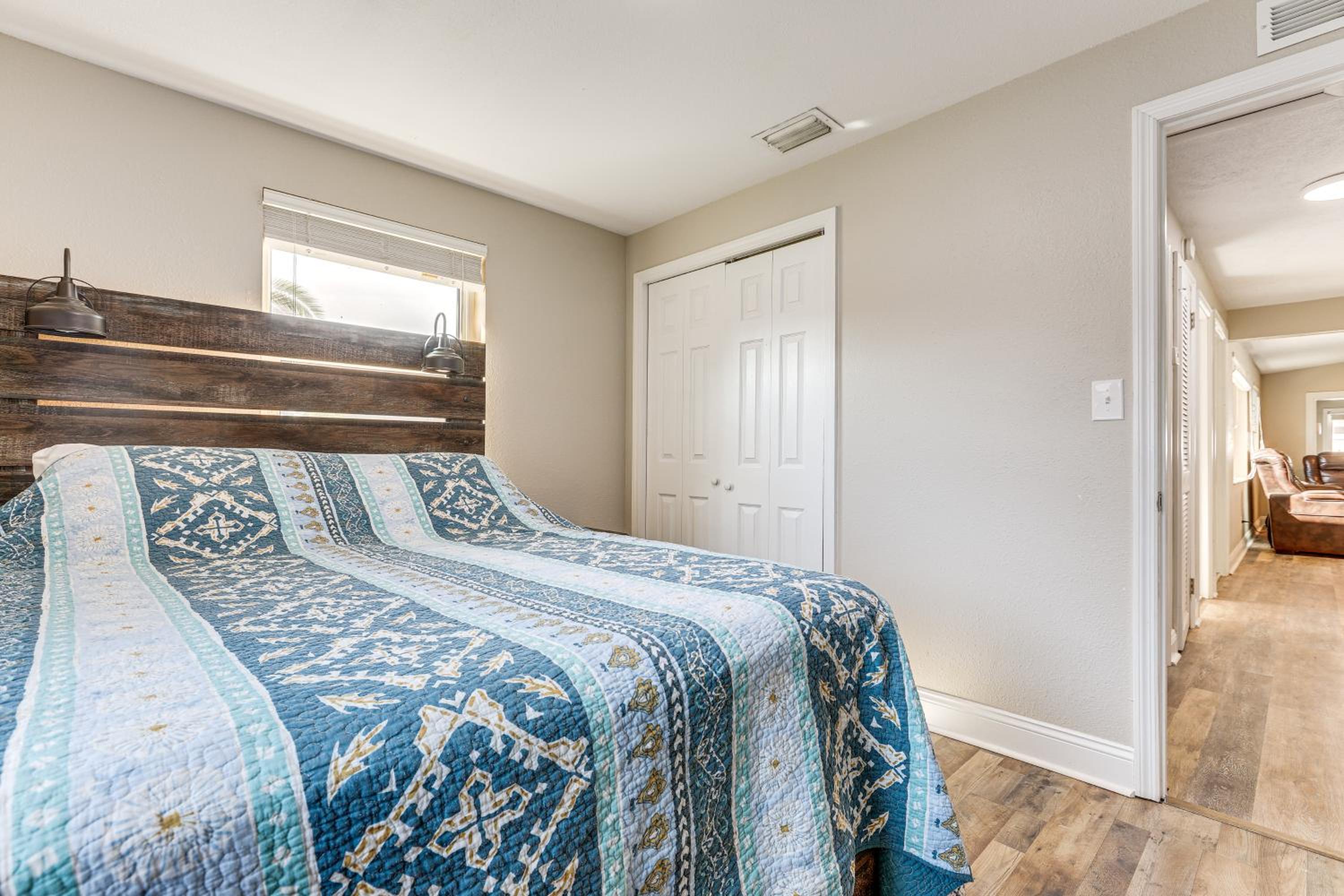 Charming Home with Private Pool in Clewiston!