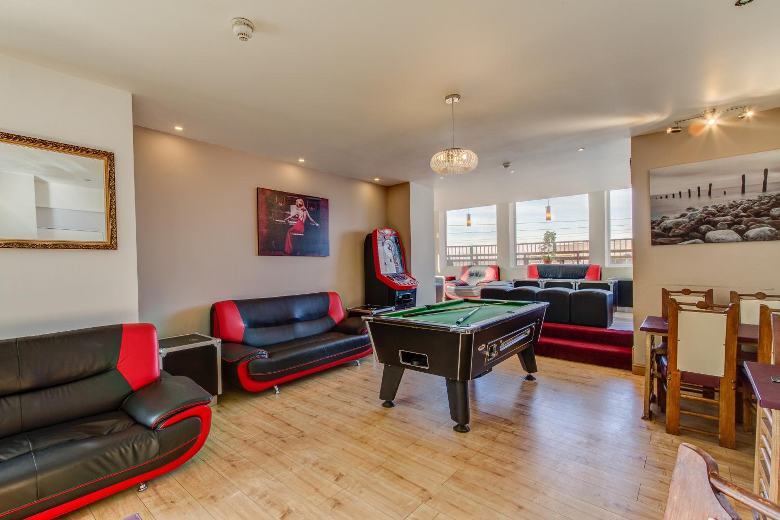 New Promenade Hotel