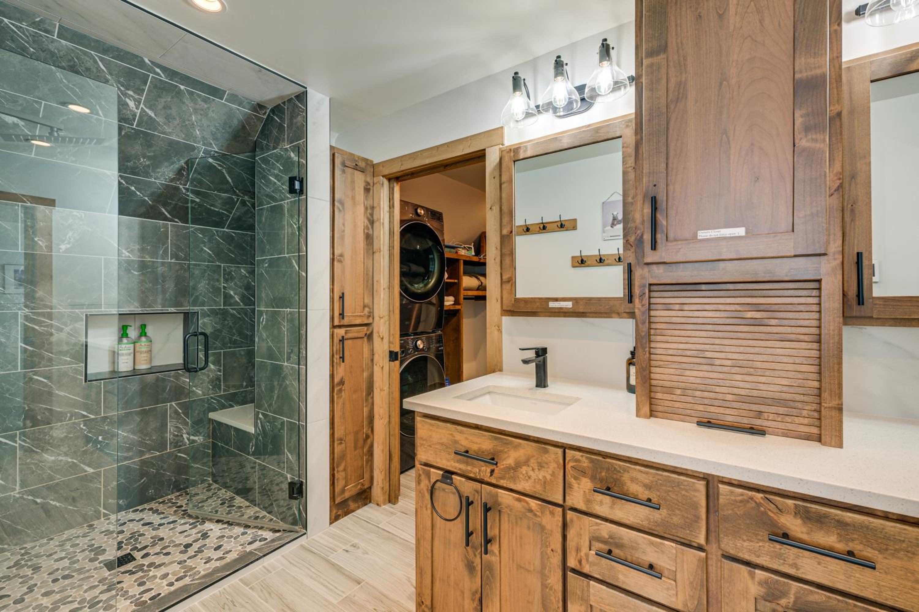 Ski, Hike and Relax Pagosa Springs Gem with Sauna!