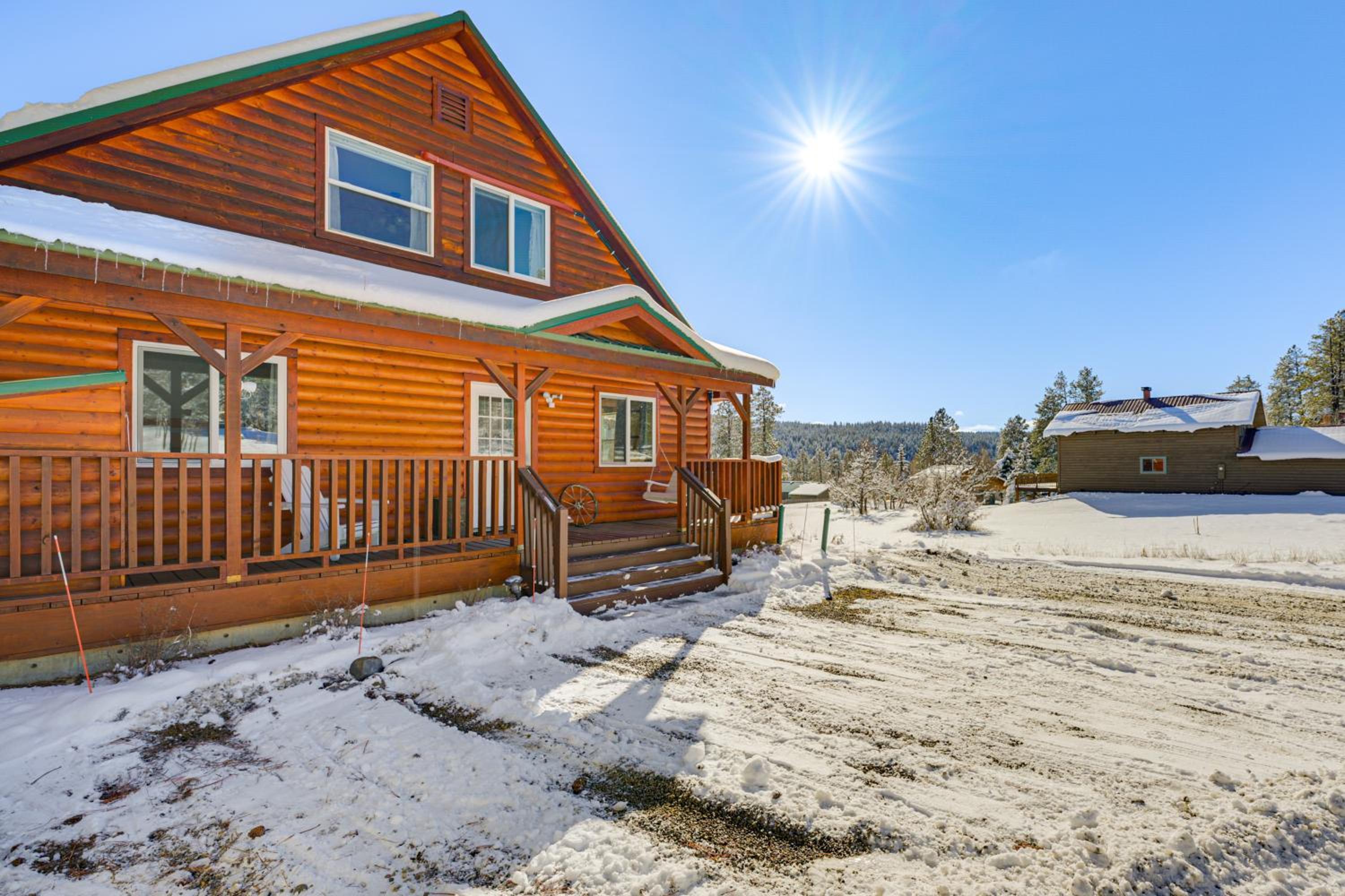 Ski, Hike and Relax Pagosa Springs Gem with Sauna!