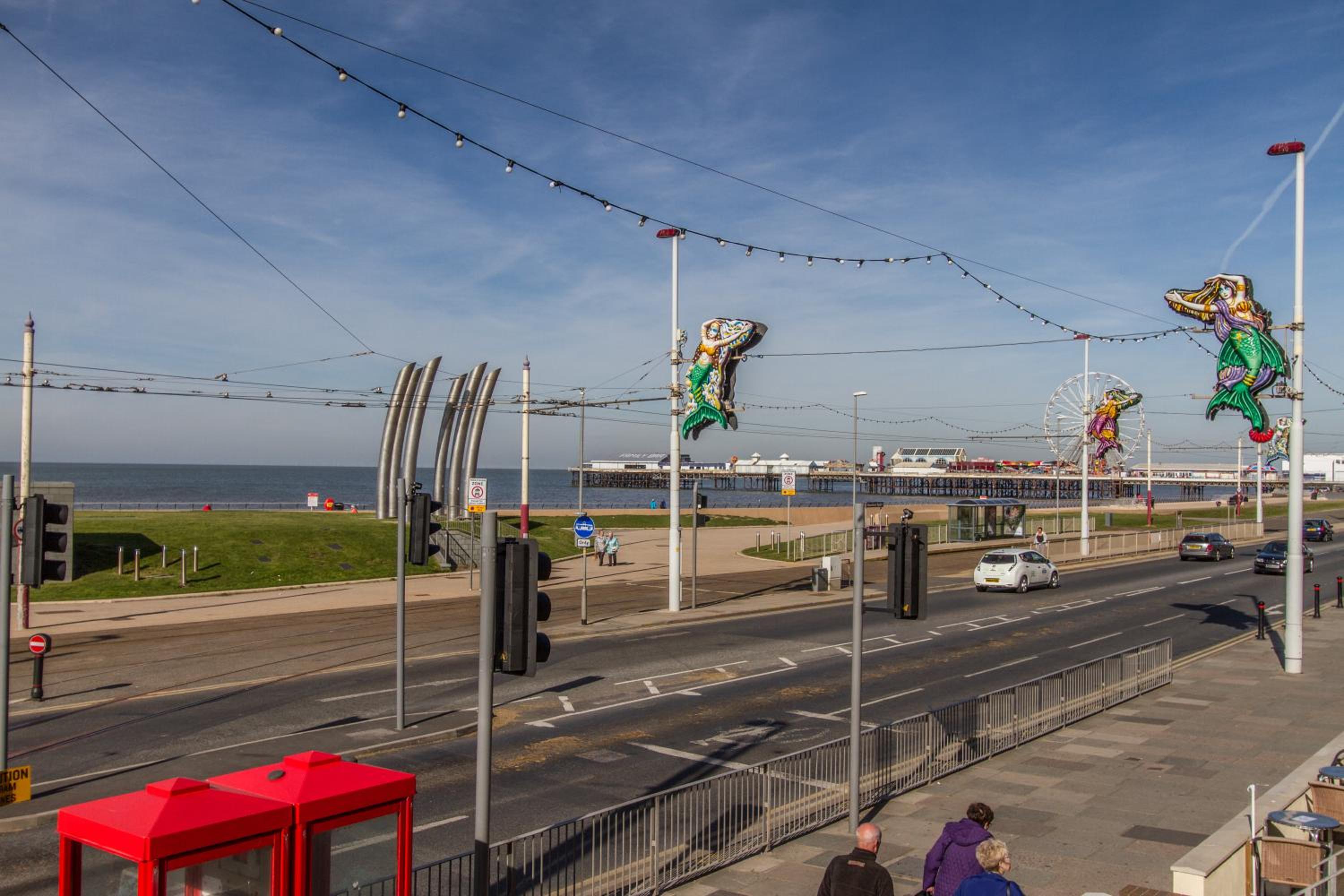New Promenade Hotel