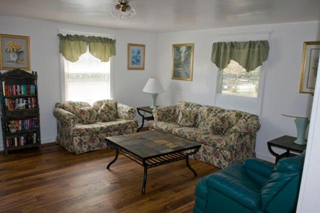 Outer Banks Motel