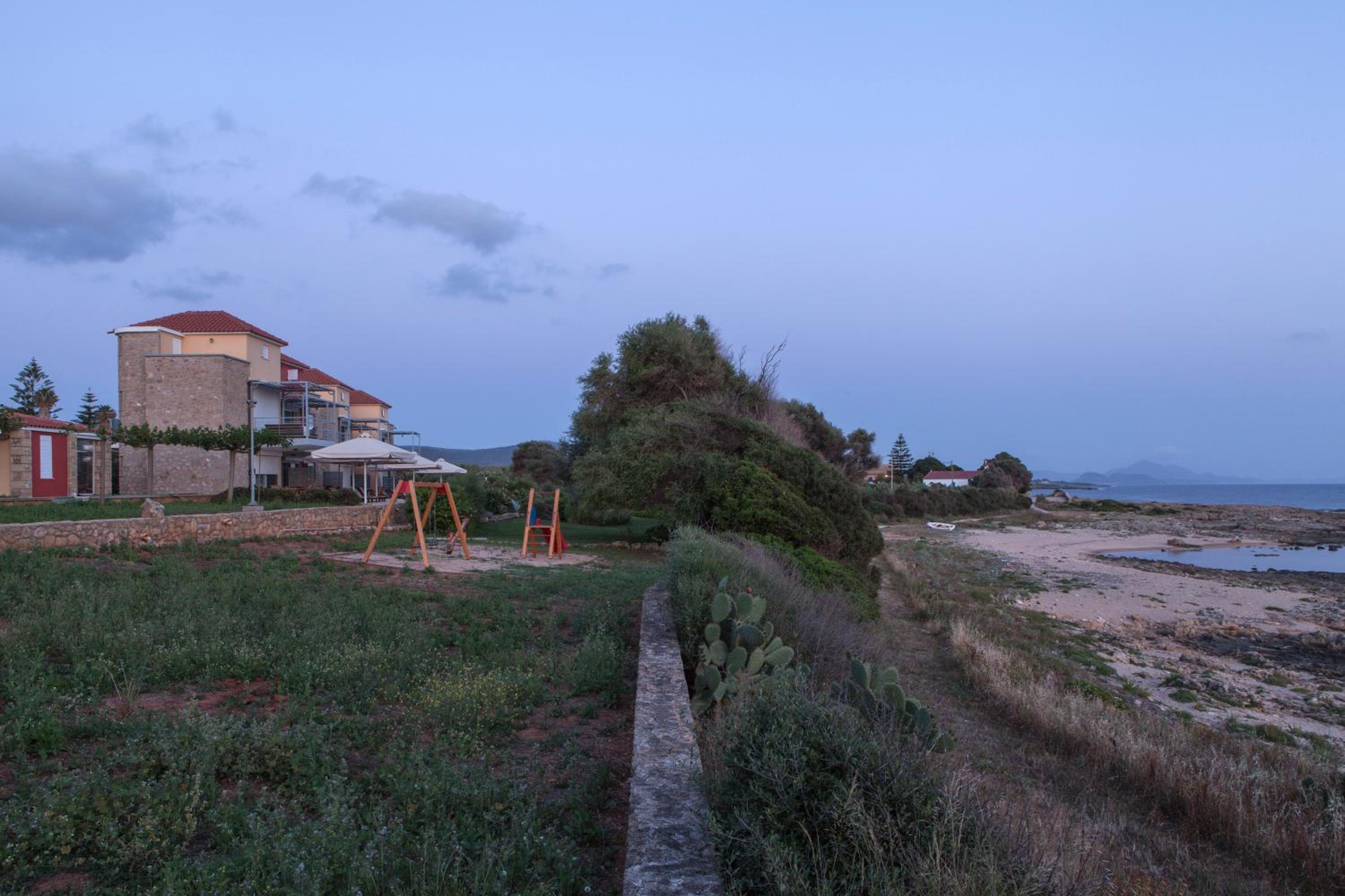 Dialiskari Villas