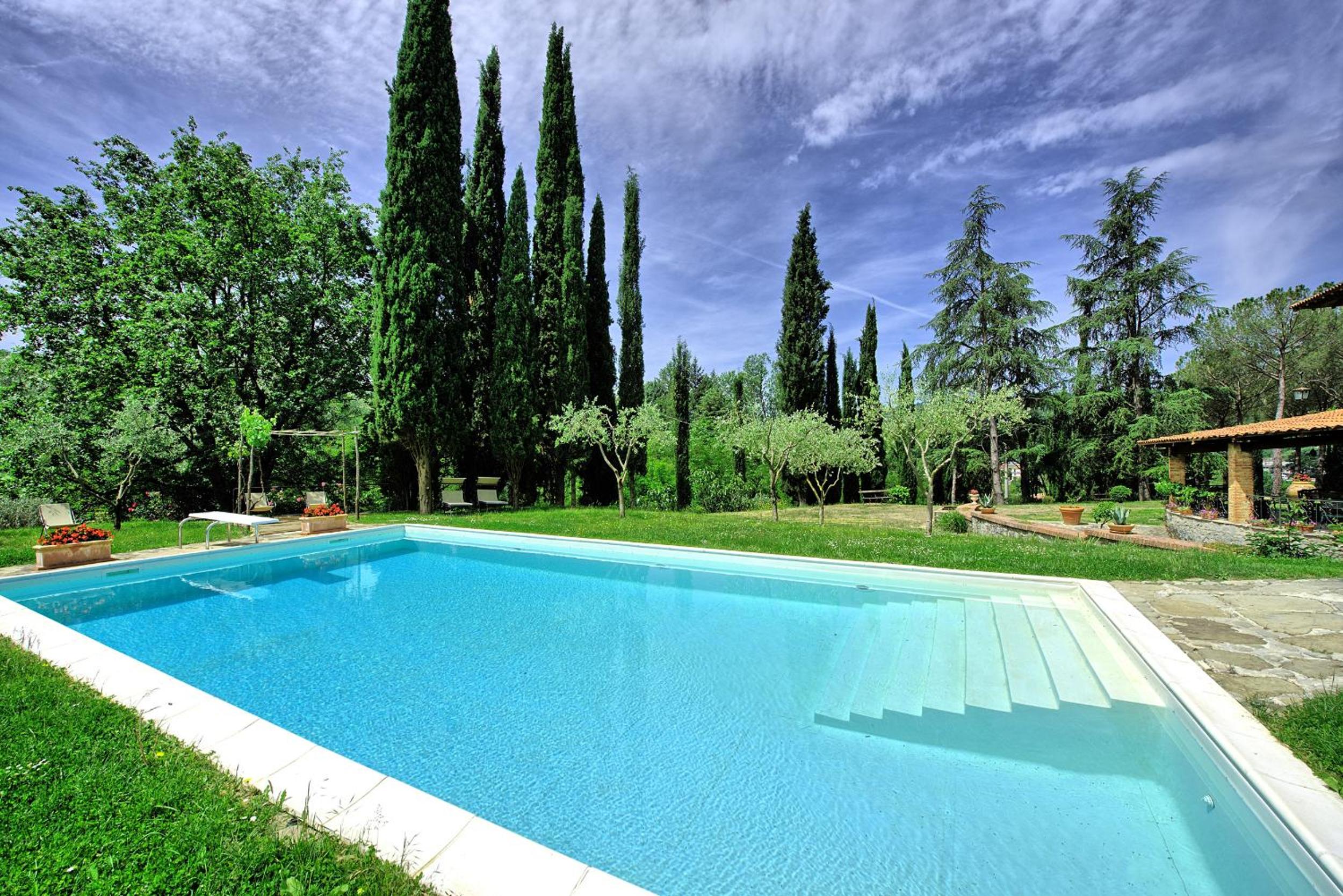Villa Lo Scoiattolo by PosarelliVillas en Subbiano
