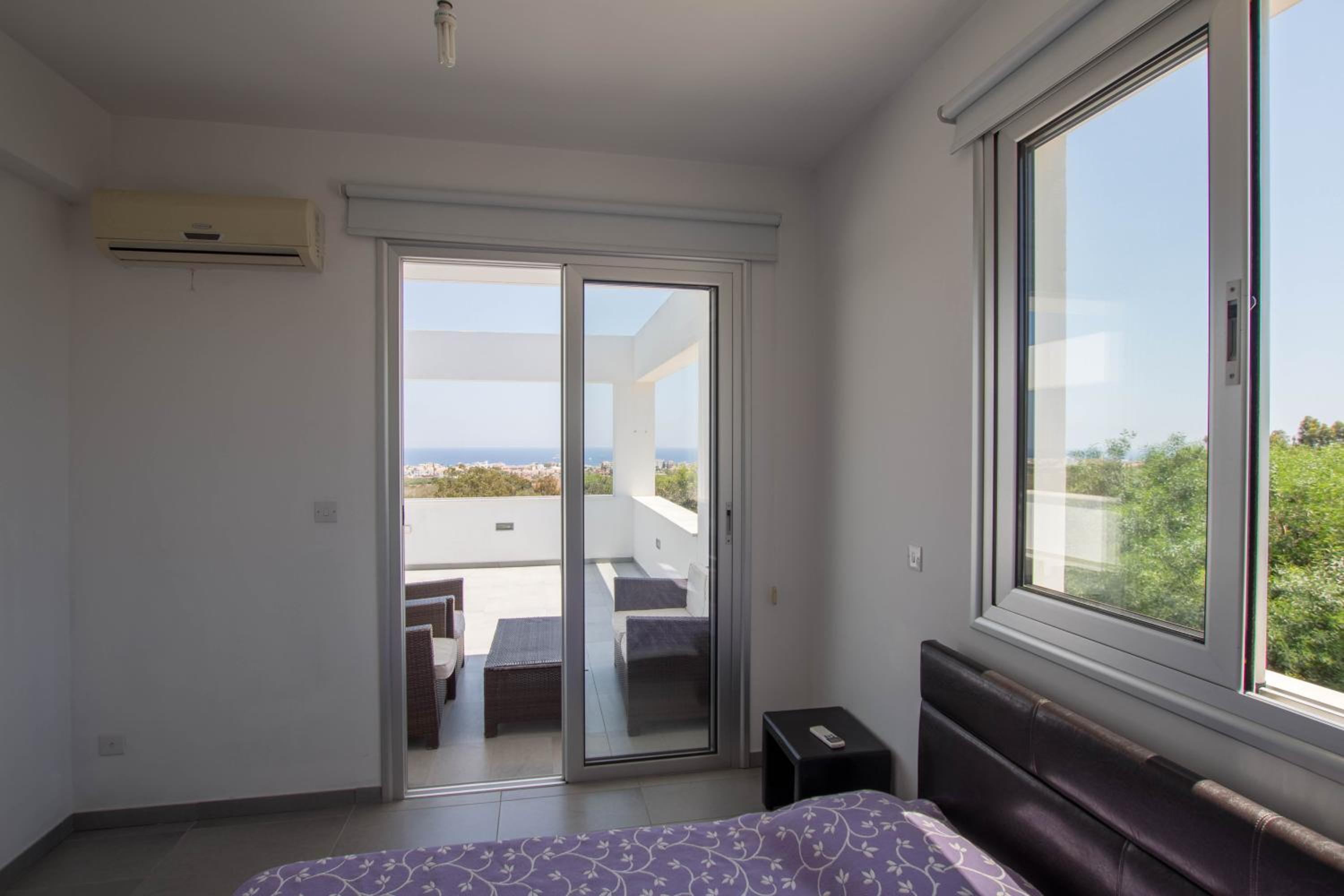 Akefalou Bay Villa