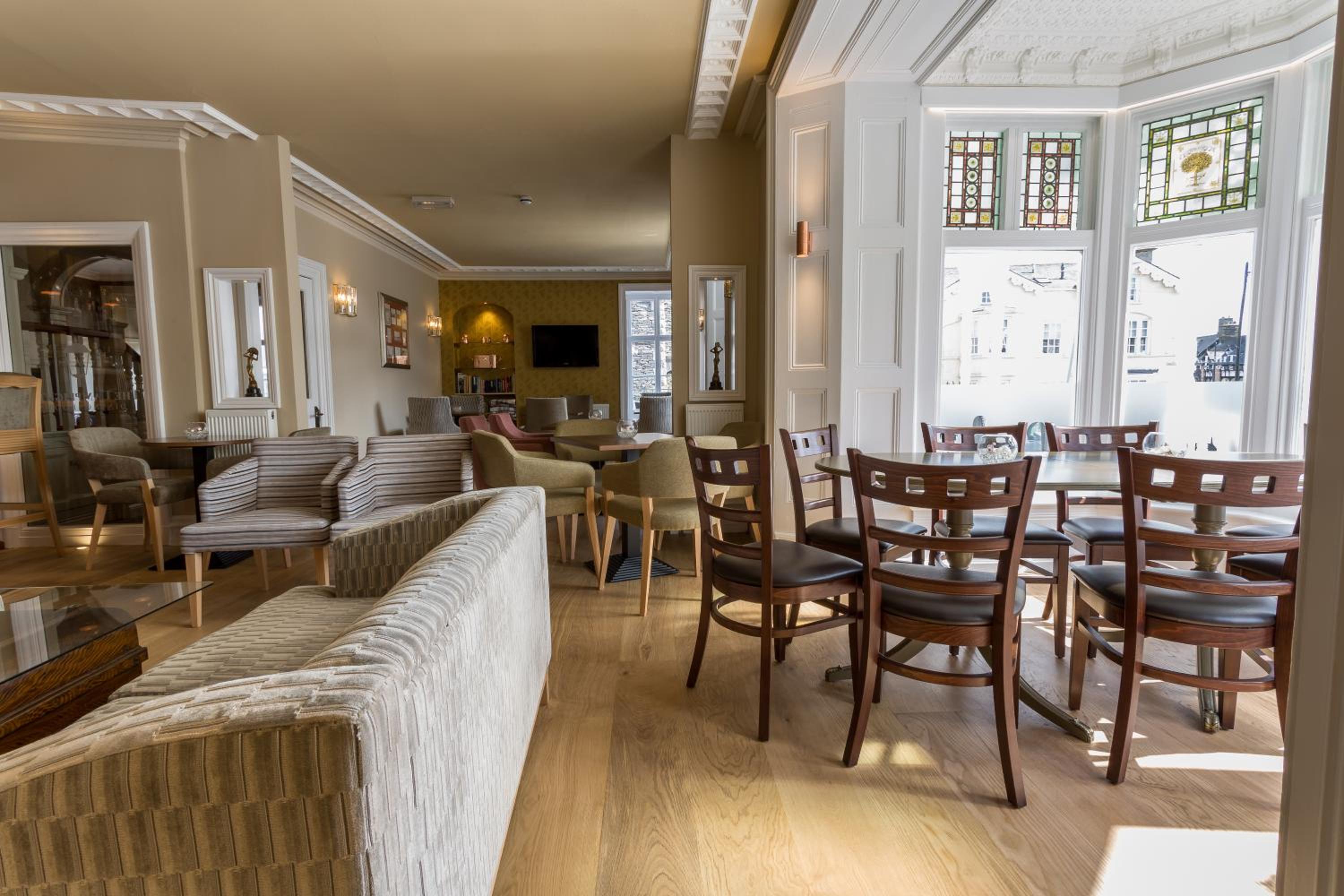 The Lamplighter Dining ~ Rooms