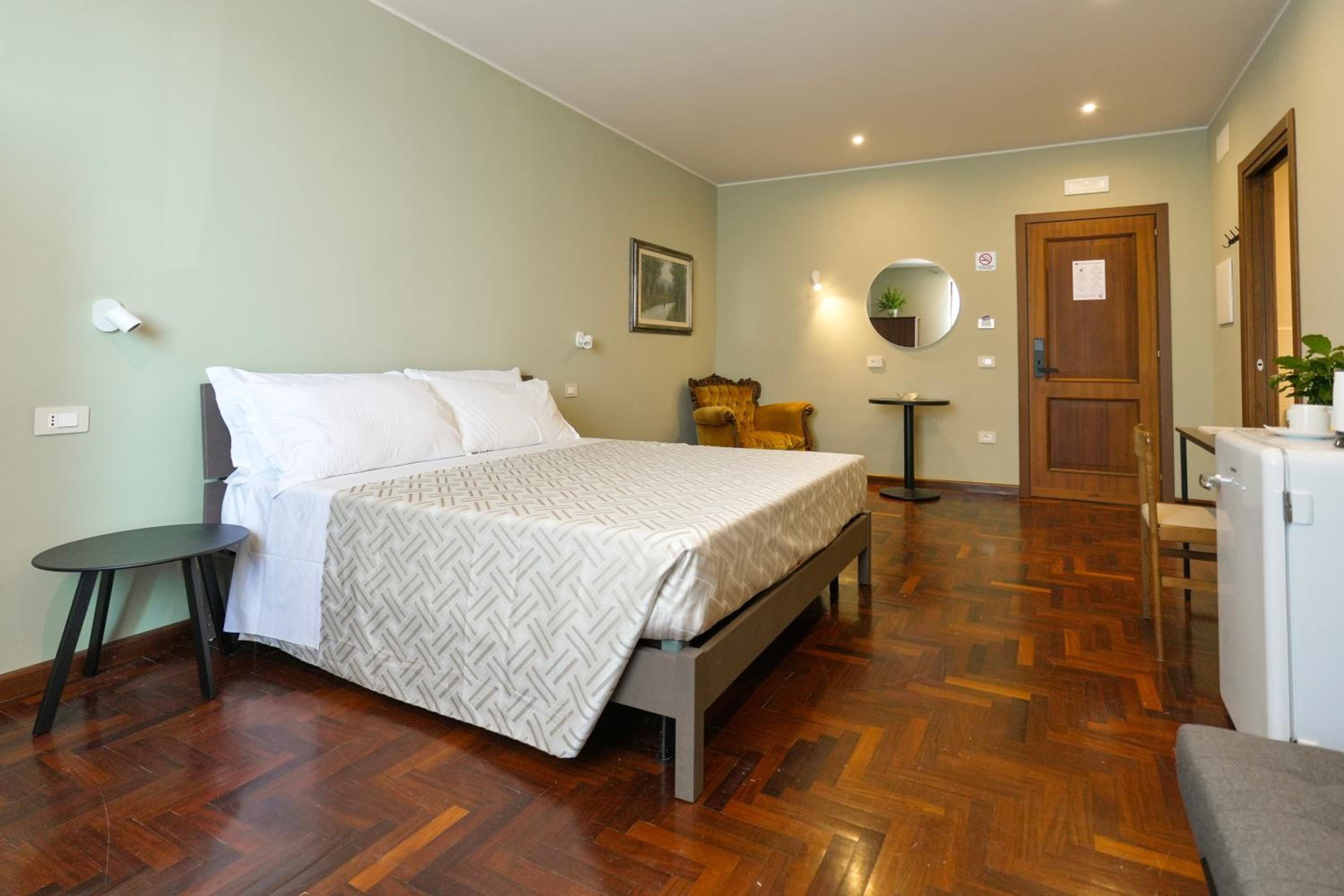 Domus Fabia - Rooms & Apartments