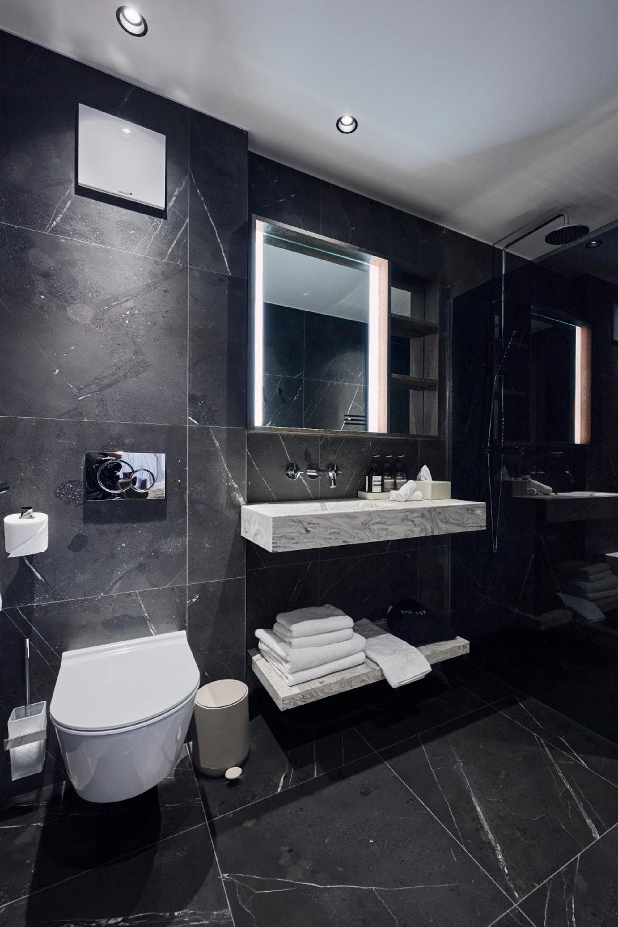 Chalet Ischgl - Modern Luxury Residences