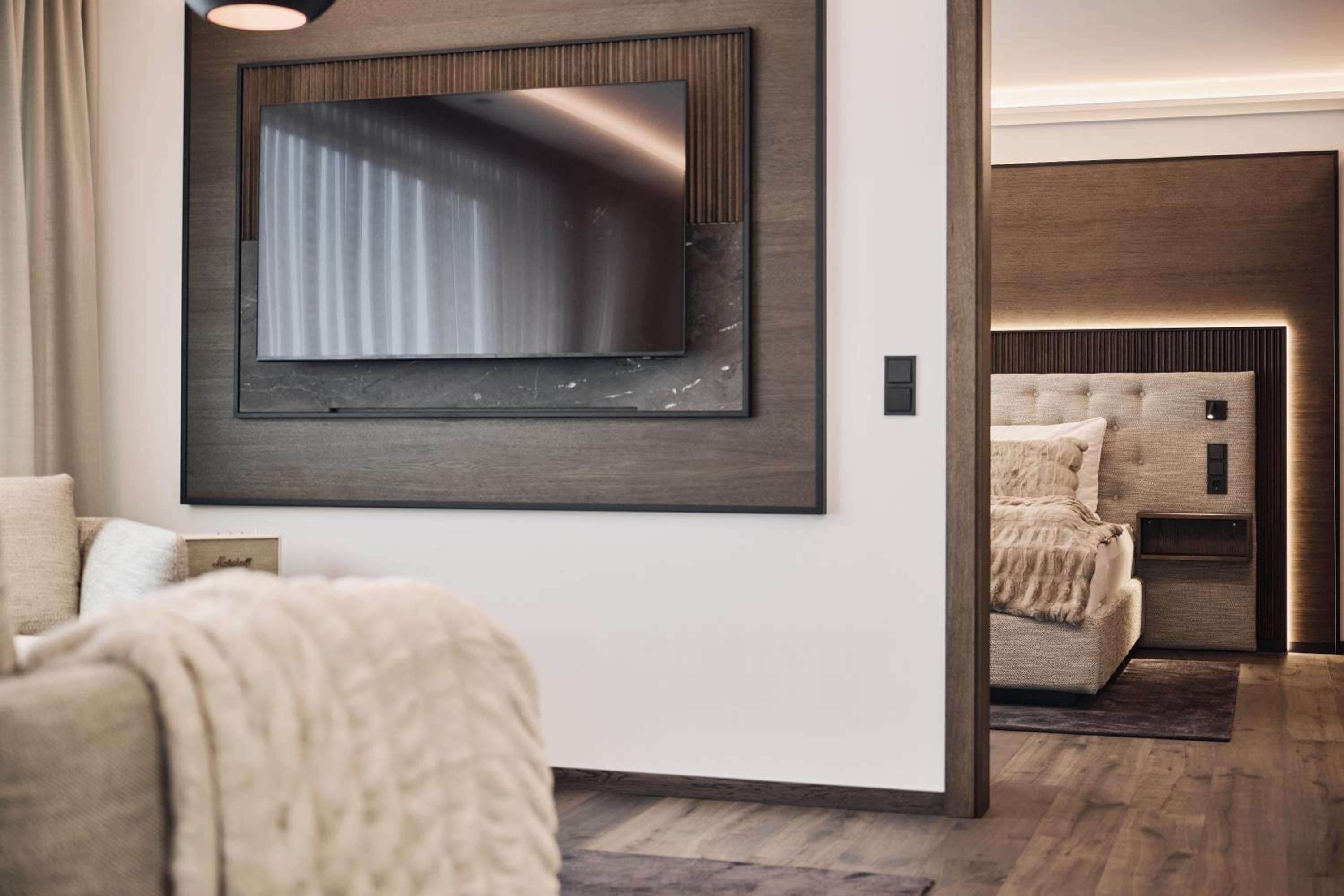 Chalet Ischgl - Modern Luxury Residences