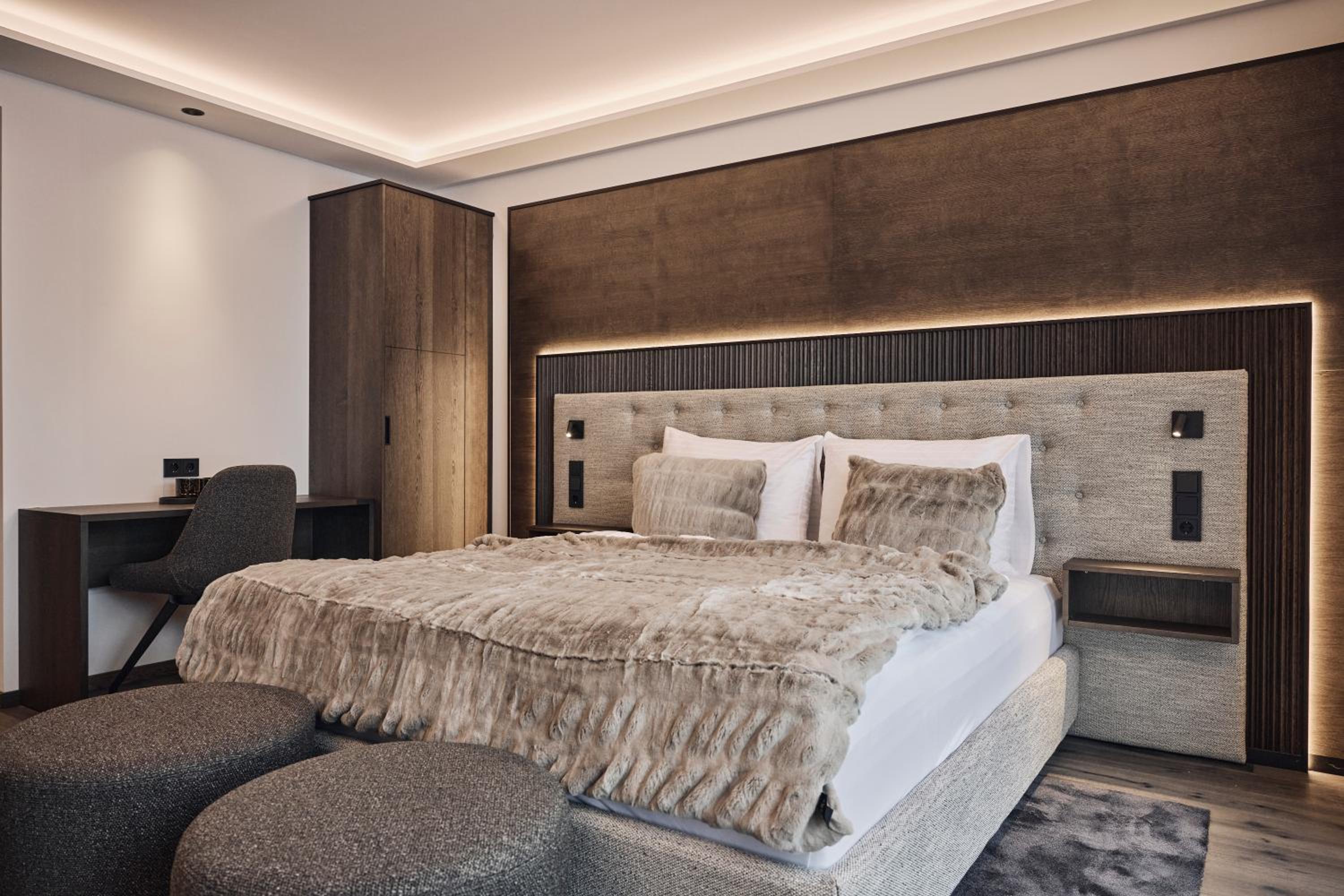 Chalet Ischgl - Modern Luxury Residences