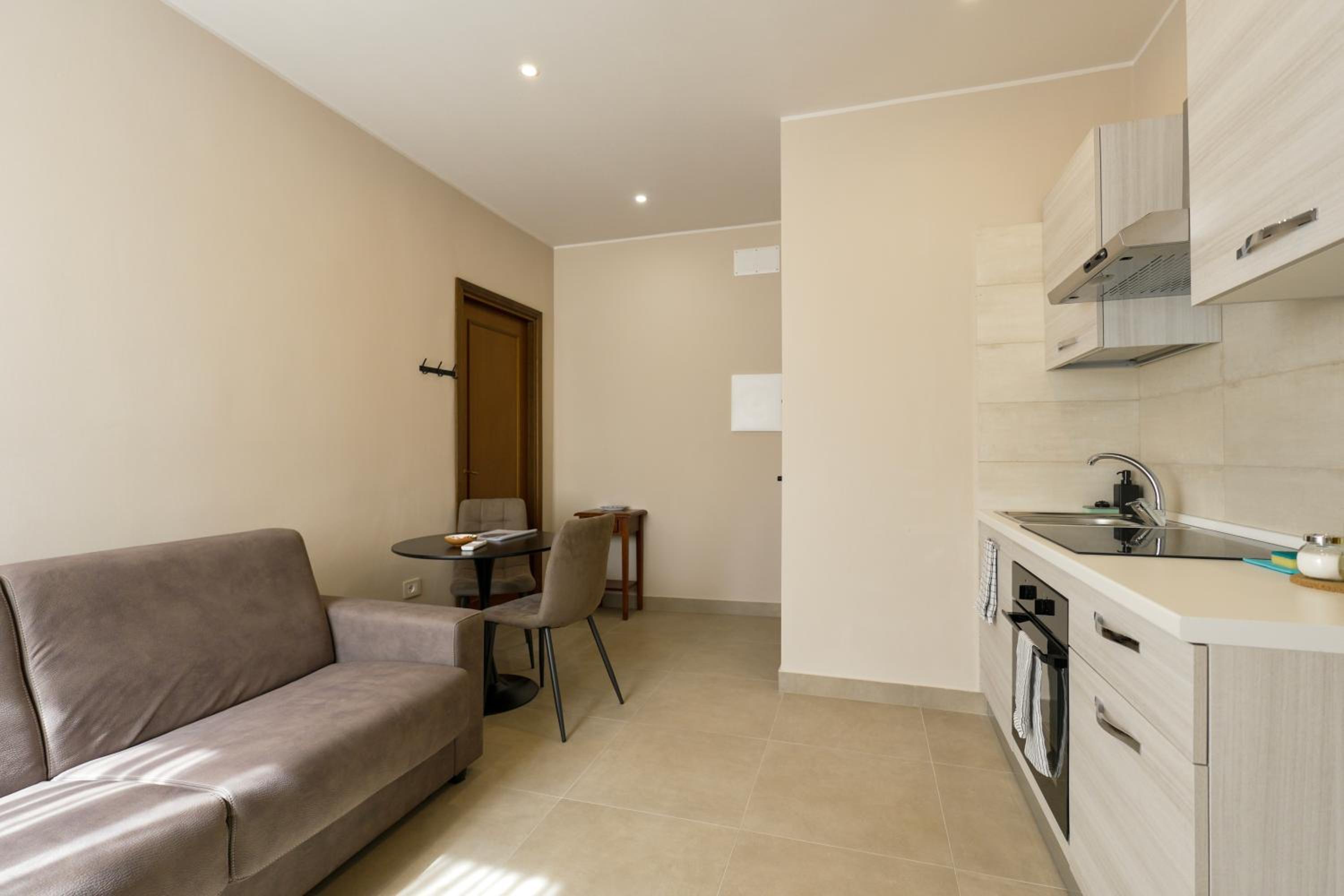 Domus Fabia - Rooms & Apartments