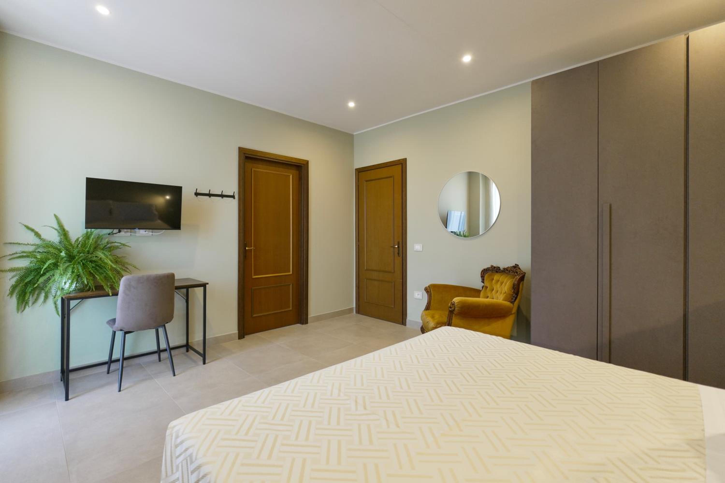 Domus Fabia - Rooms & Apartments