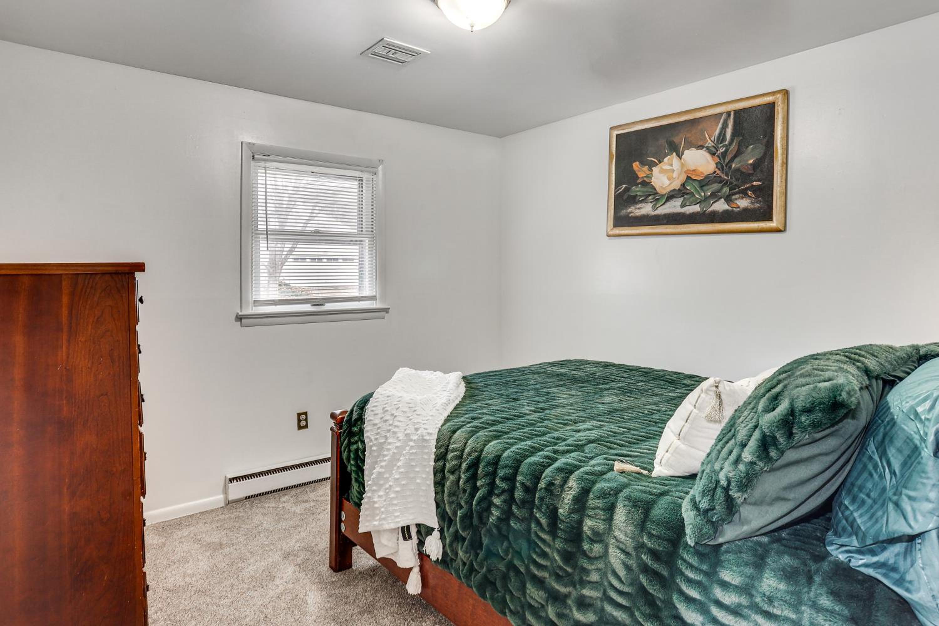 Family Home on Greenbelt, 4 Mi to Dtwn Harrisburg!