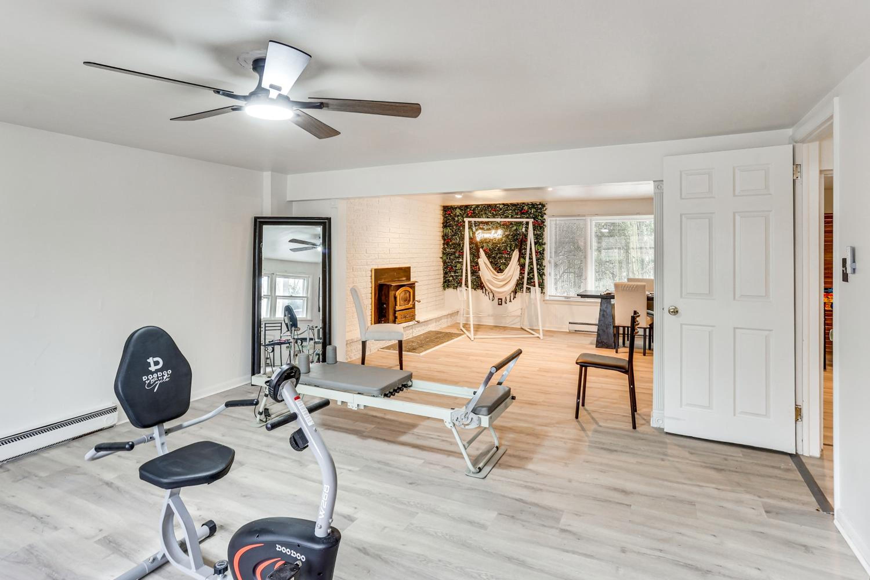 Family Home on Greenbelt, 4 Mi to Dtwn Harrisburg!