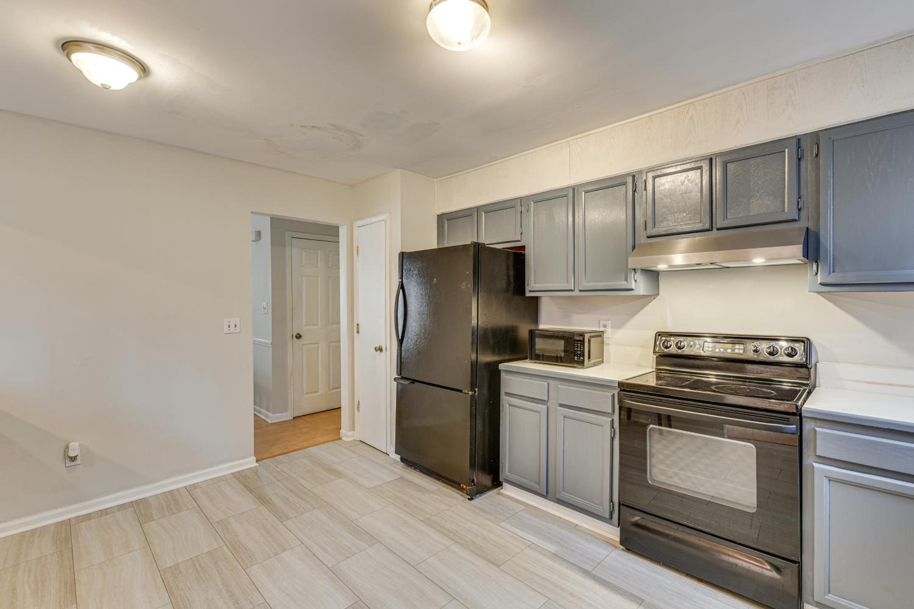 Group-Friendly Home with Yard in Charlotte Suburbs!
