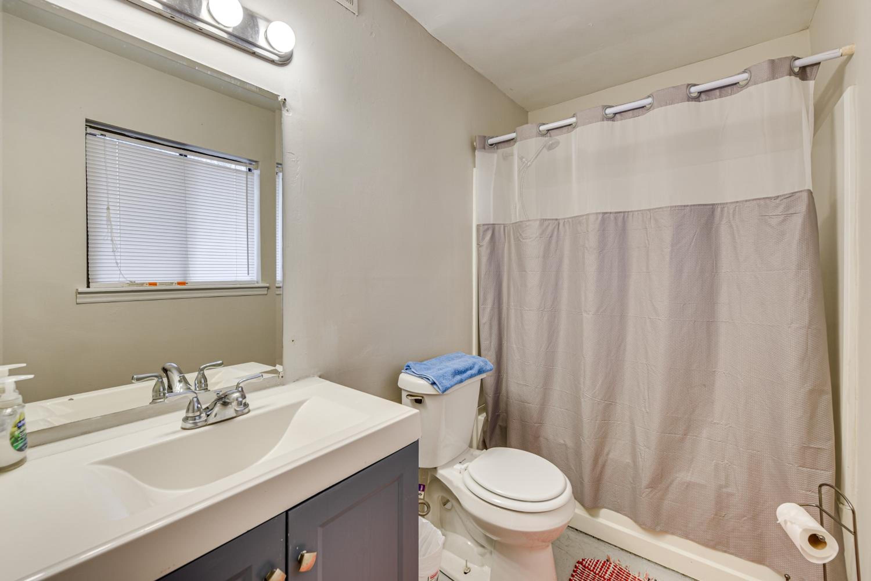 Group-Friendly Home with Yard in Charlotte Suburbs!