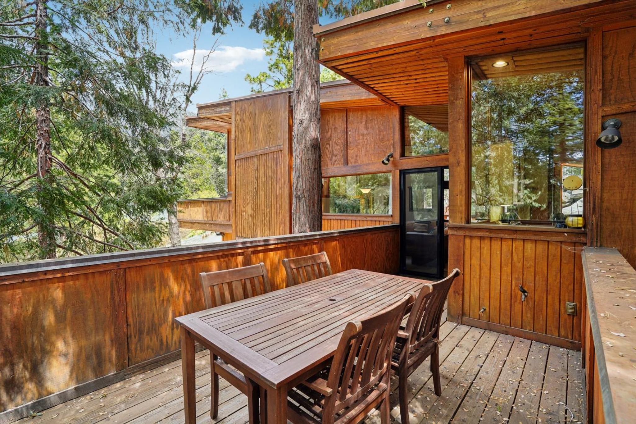Idyllwild Realty Vacations