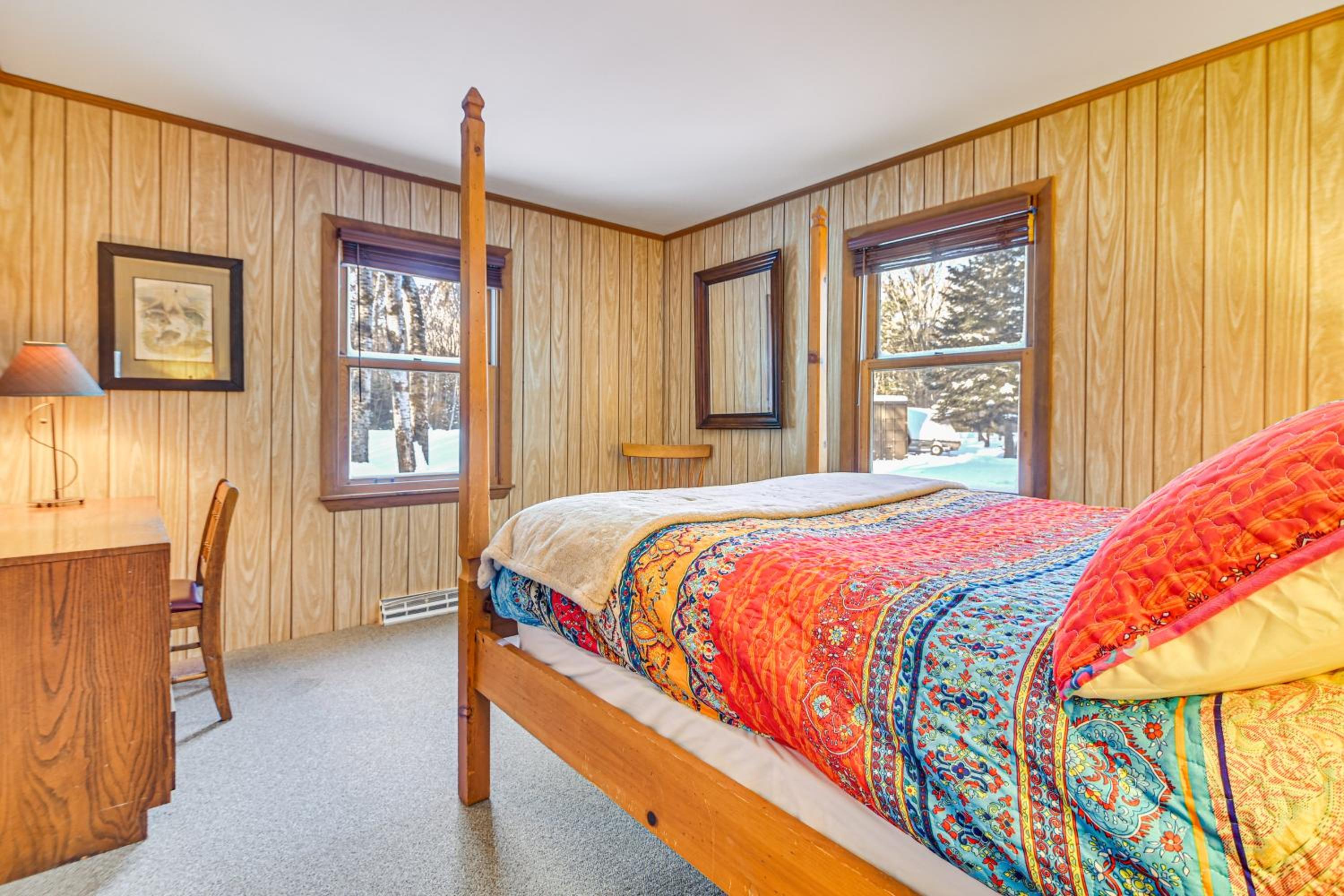 Private Lakefront and Boat Launch! Maine Family Home