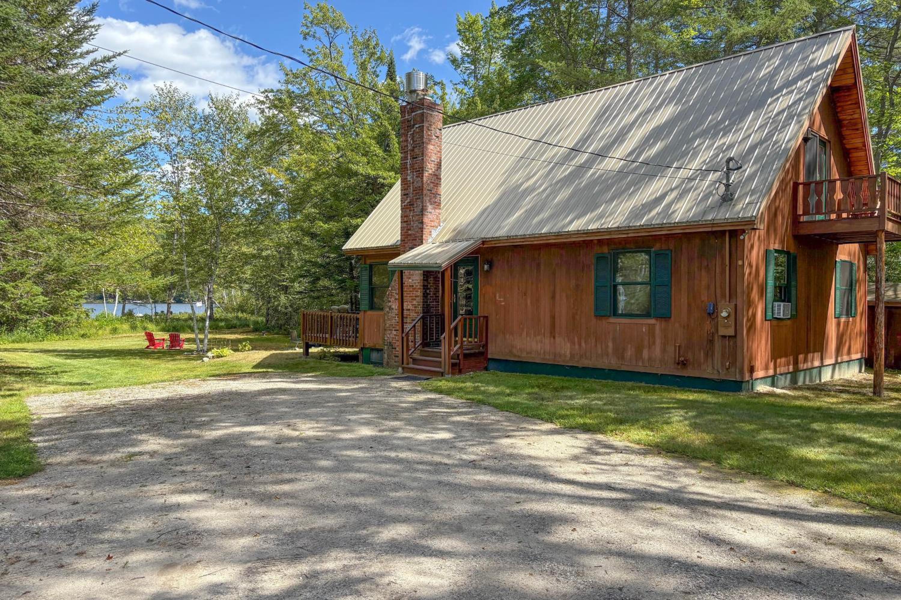 Private Lakefront and Boat Launch! Maine Family Home