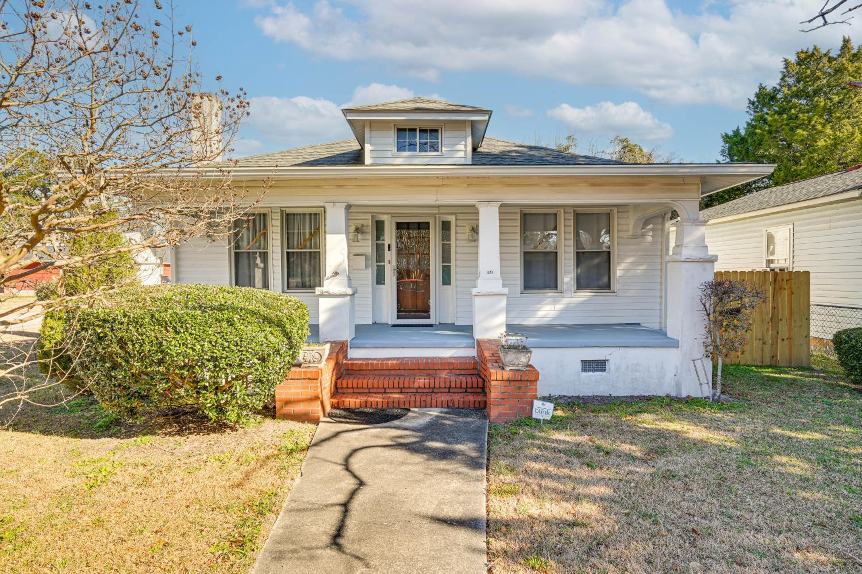 Walk to the Neuse River! New Bern Vacation Rental