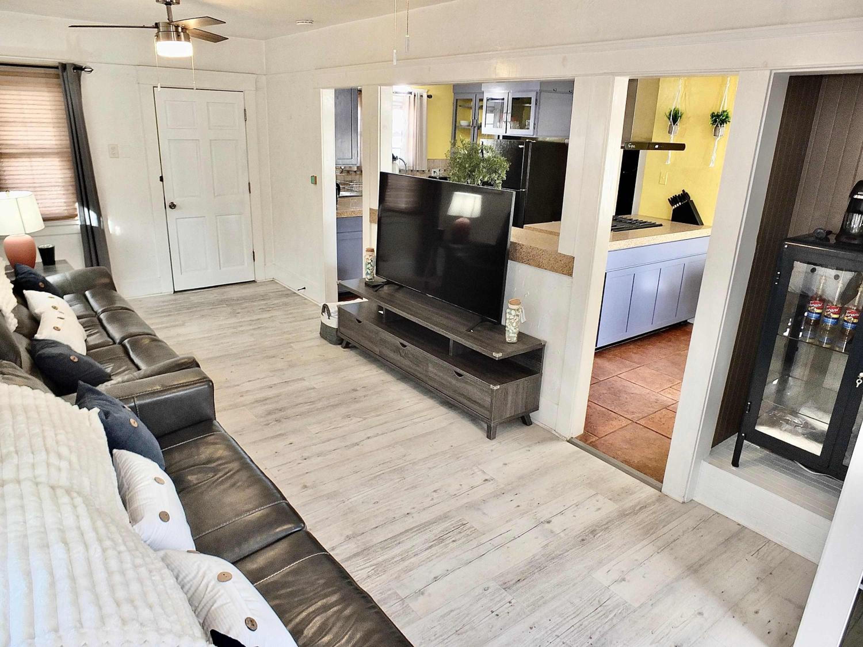 Eastside Garden Hideaway For 4 Perfect Location for World Cup Attendees
