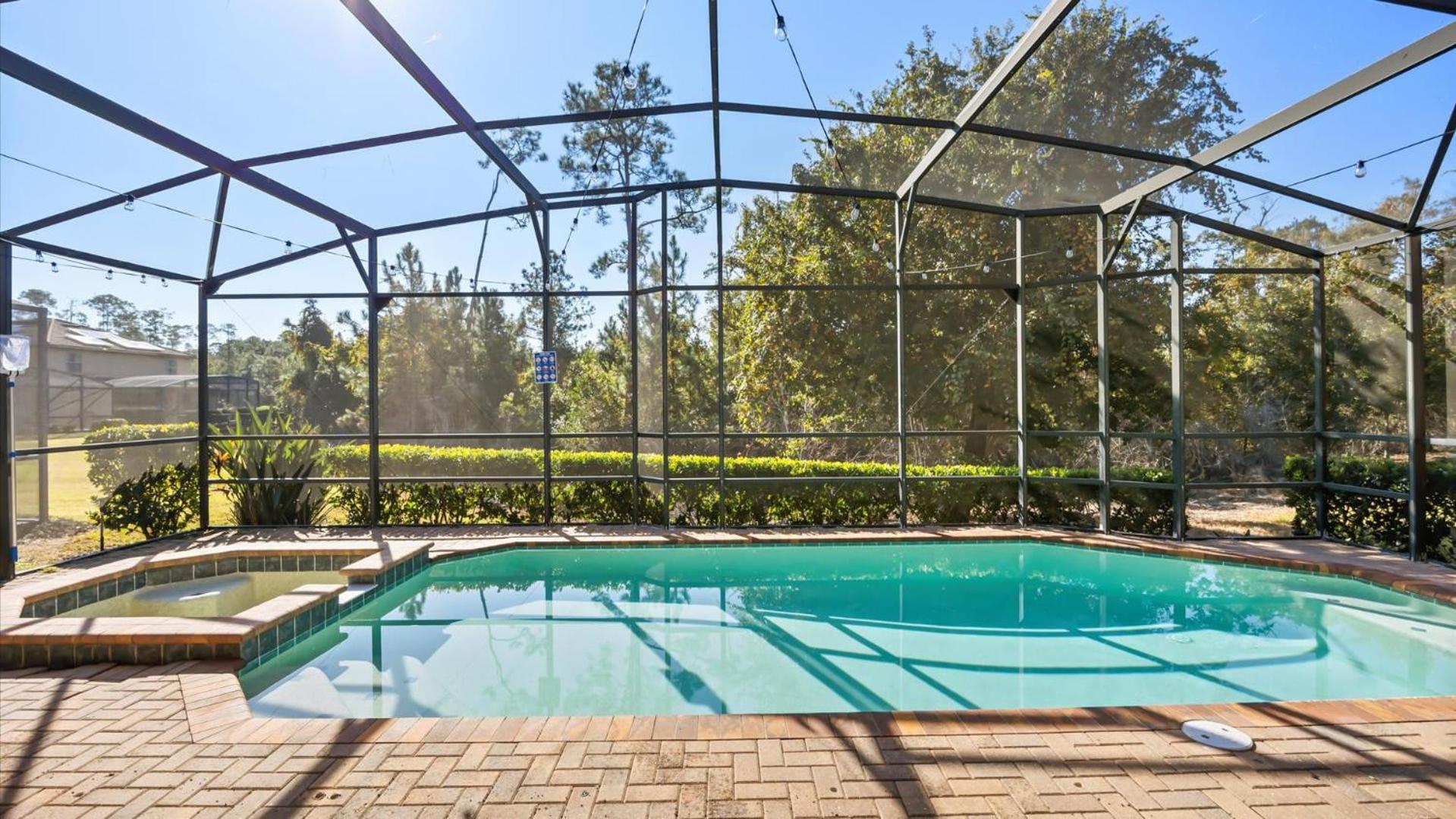 Upstay Epic Windsor Home w Pool Cinema & Games