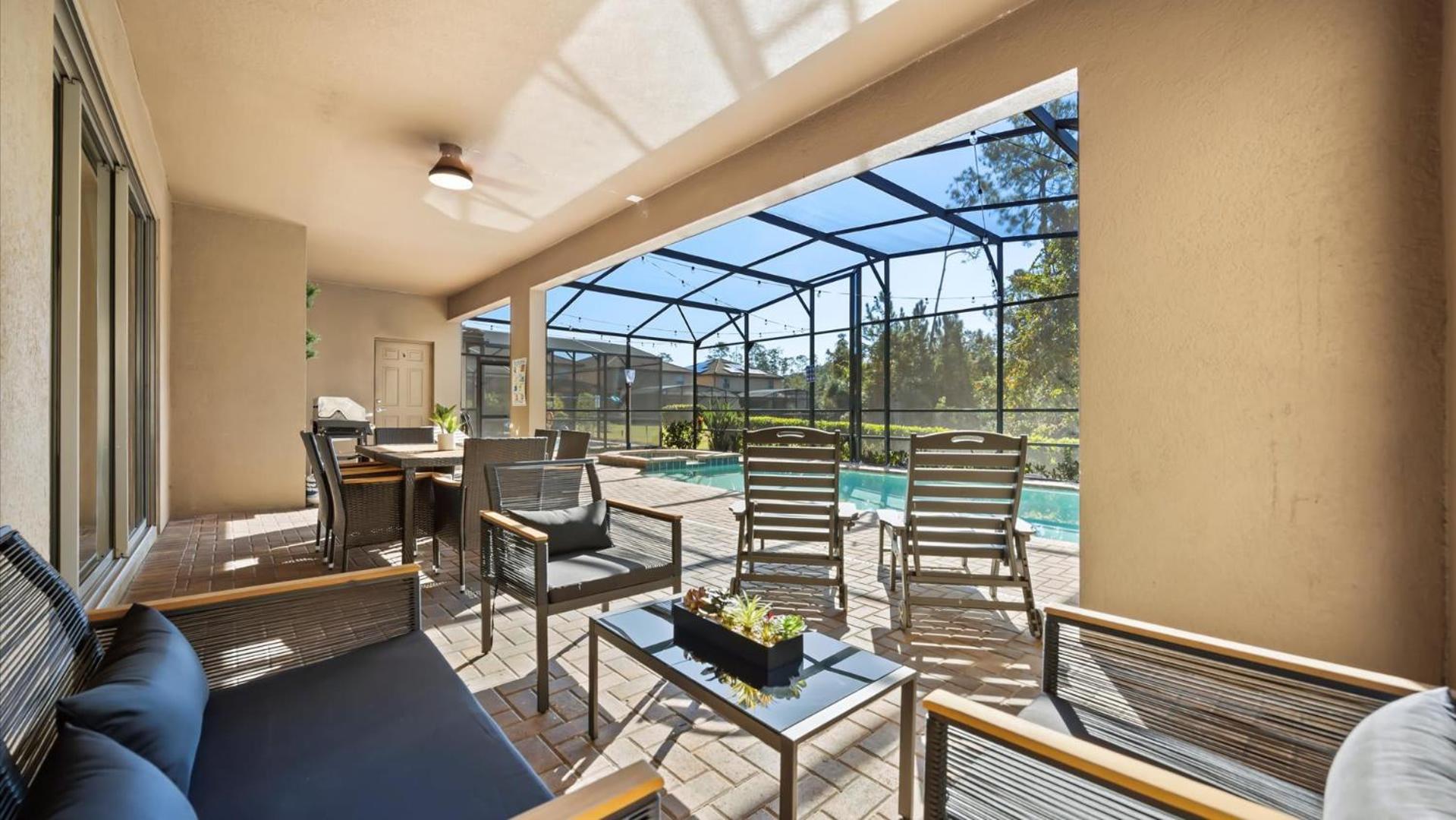 Upstay Epic Windsor Home w Pool Cinema & Games